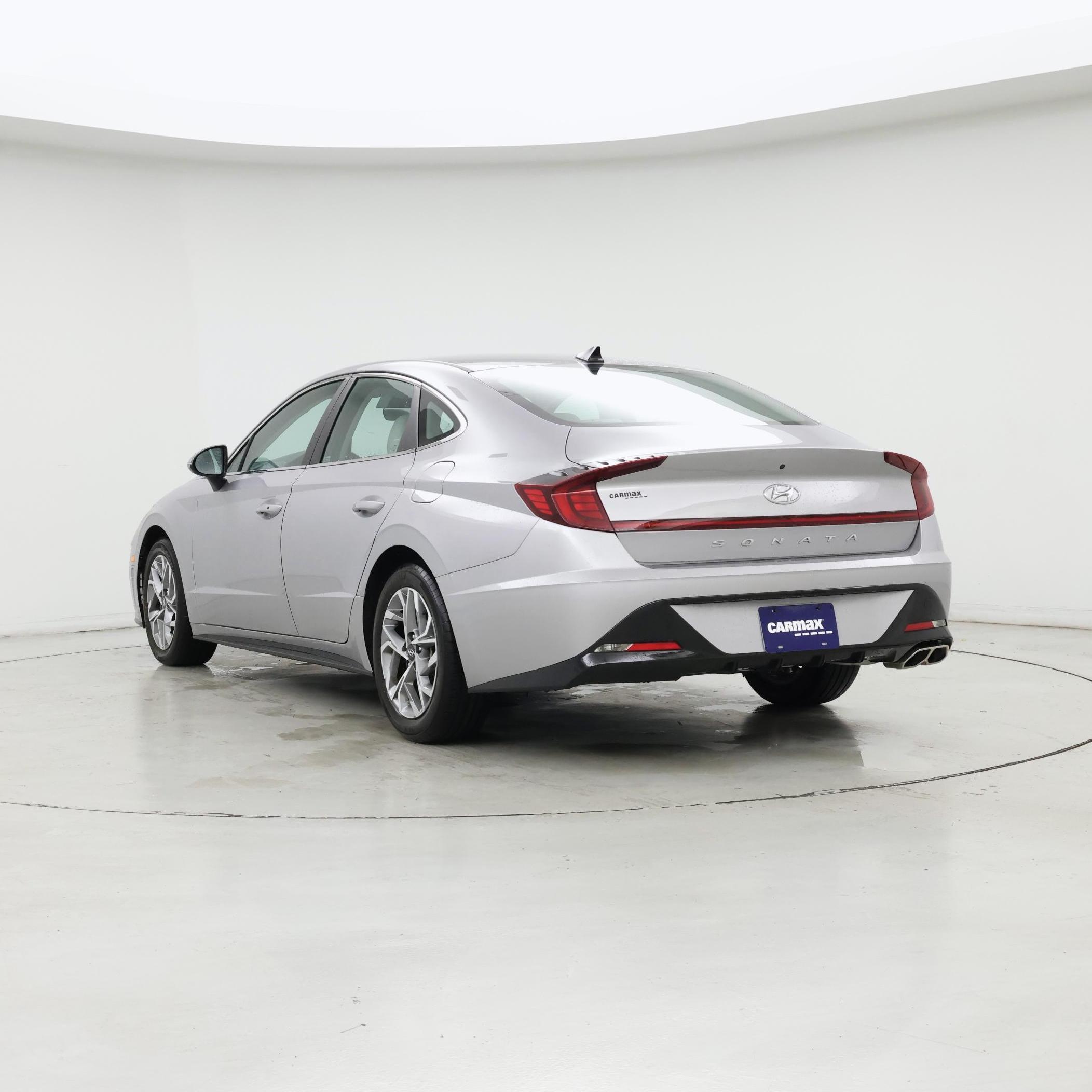 Thumbnail: 2023 Hyundai Sonata - 2