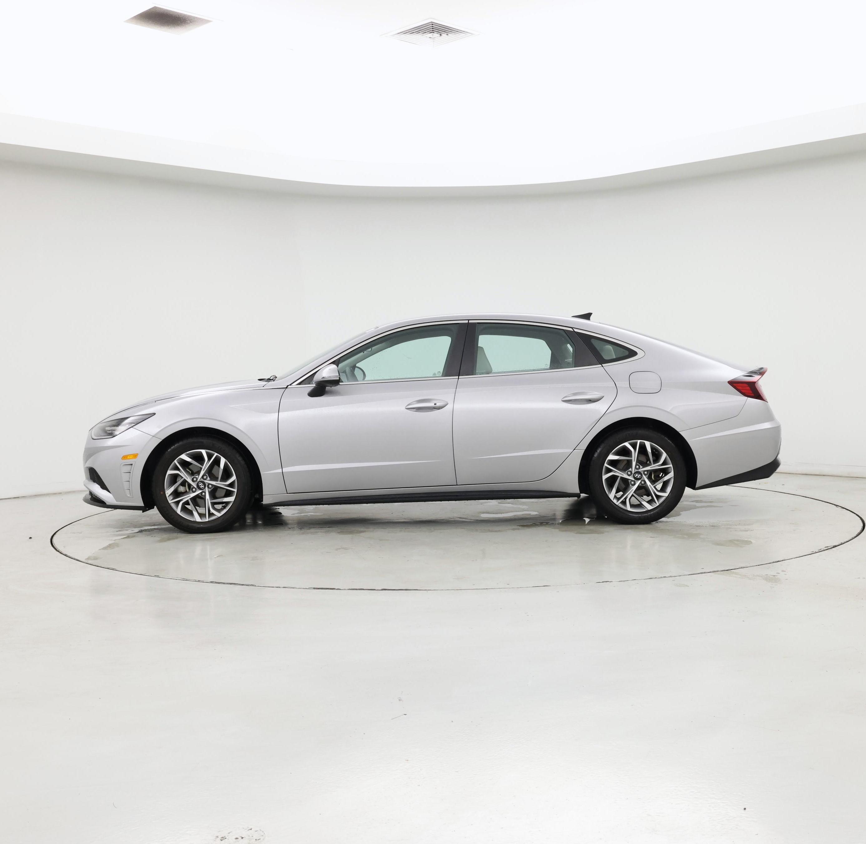 Thumbnail: 2023 Hyundai Sonata - 3