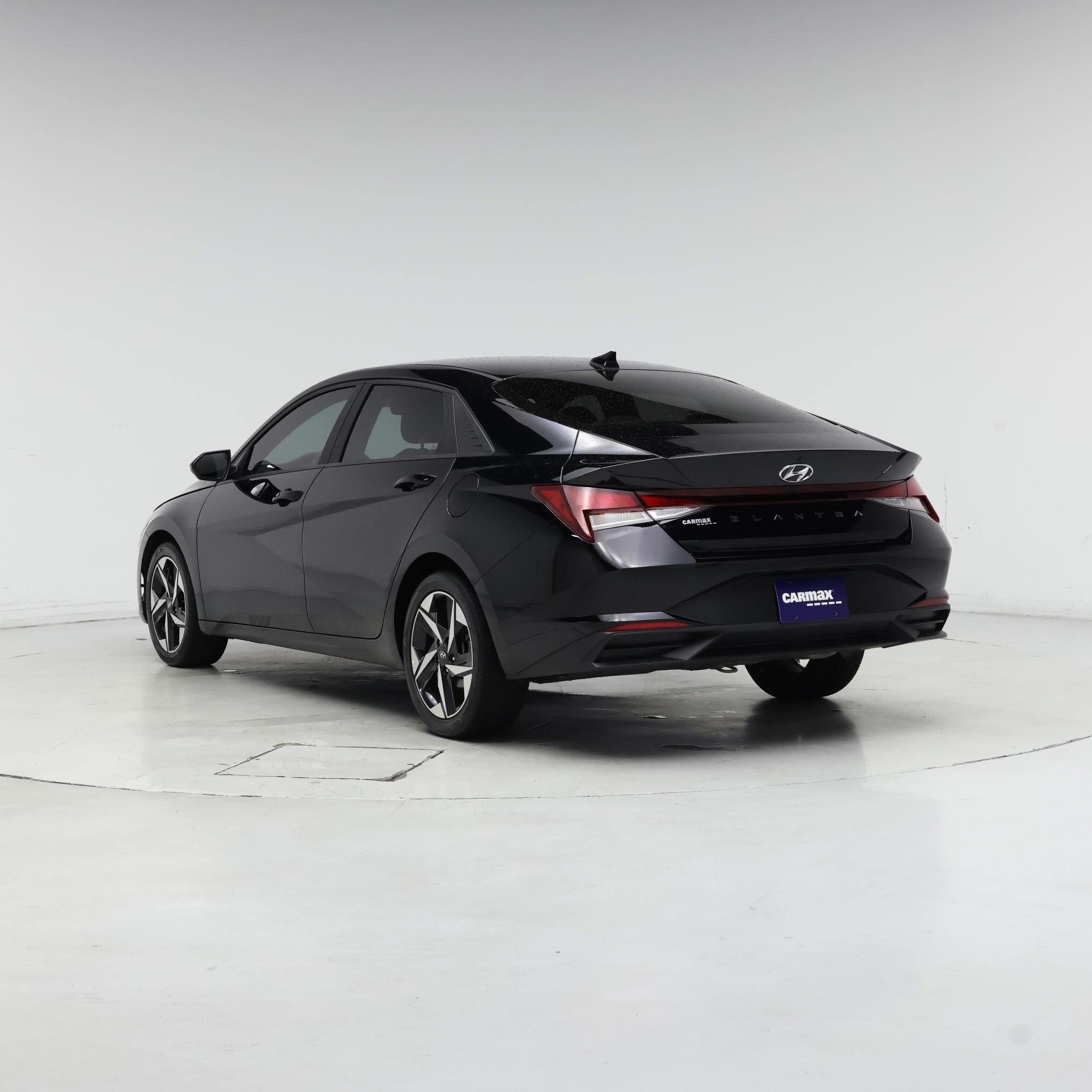 Thumbnail: 2023 Hyundai Elantra - 2
