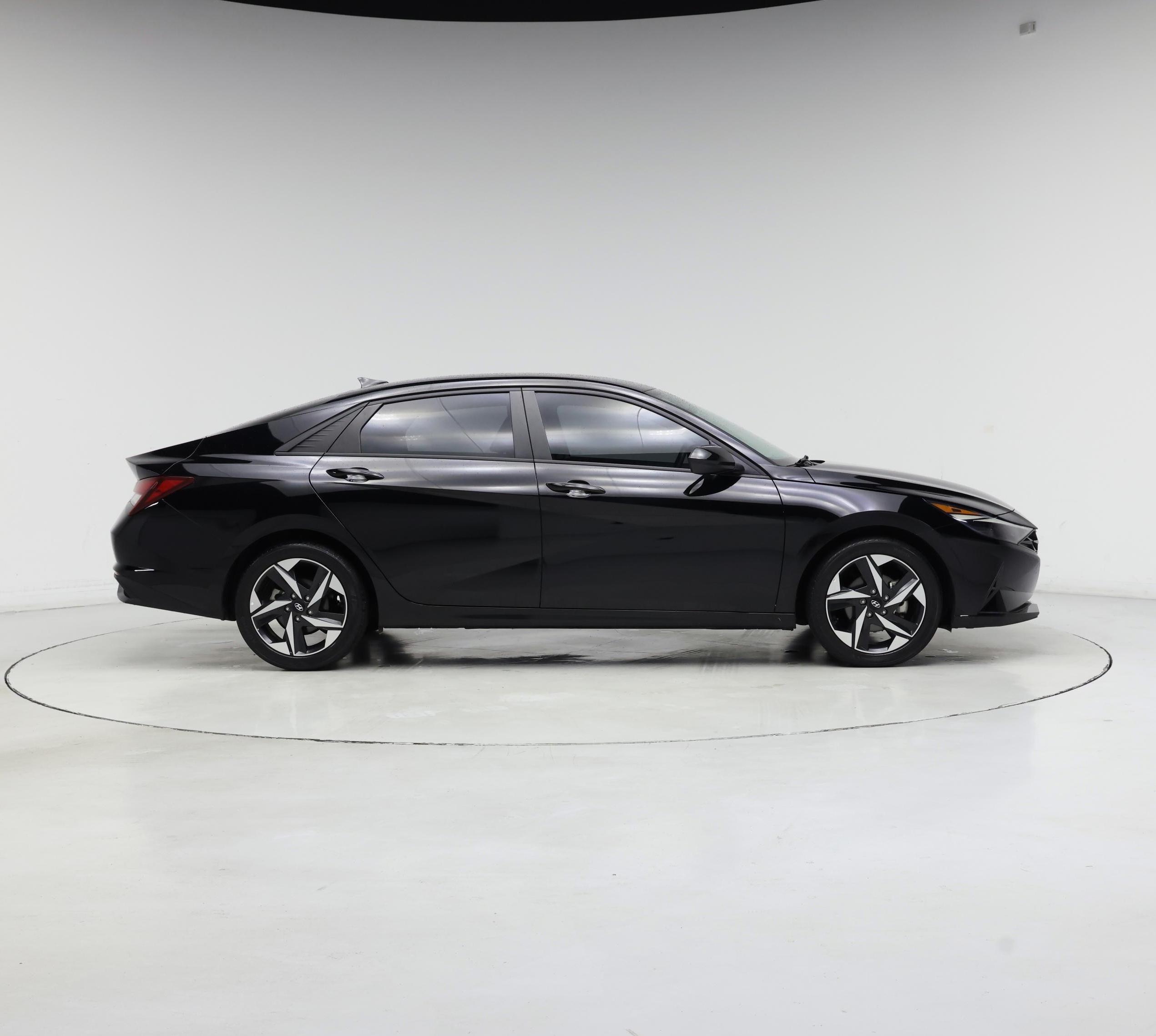 Thumbnail: 2023 Hyundai Elantra - 7
