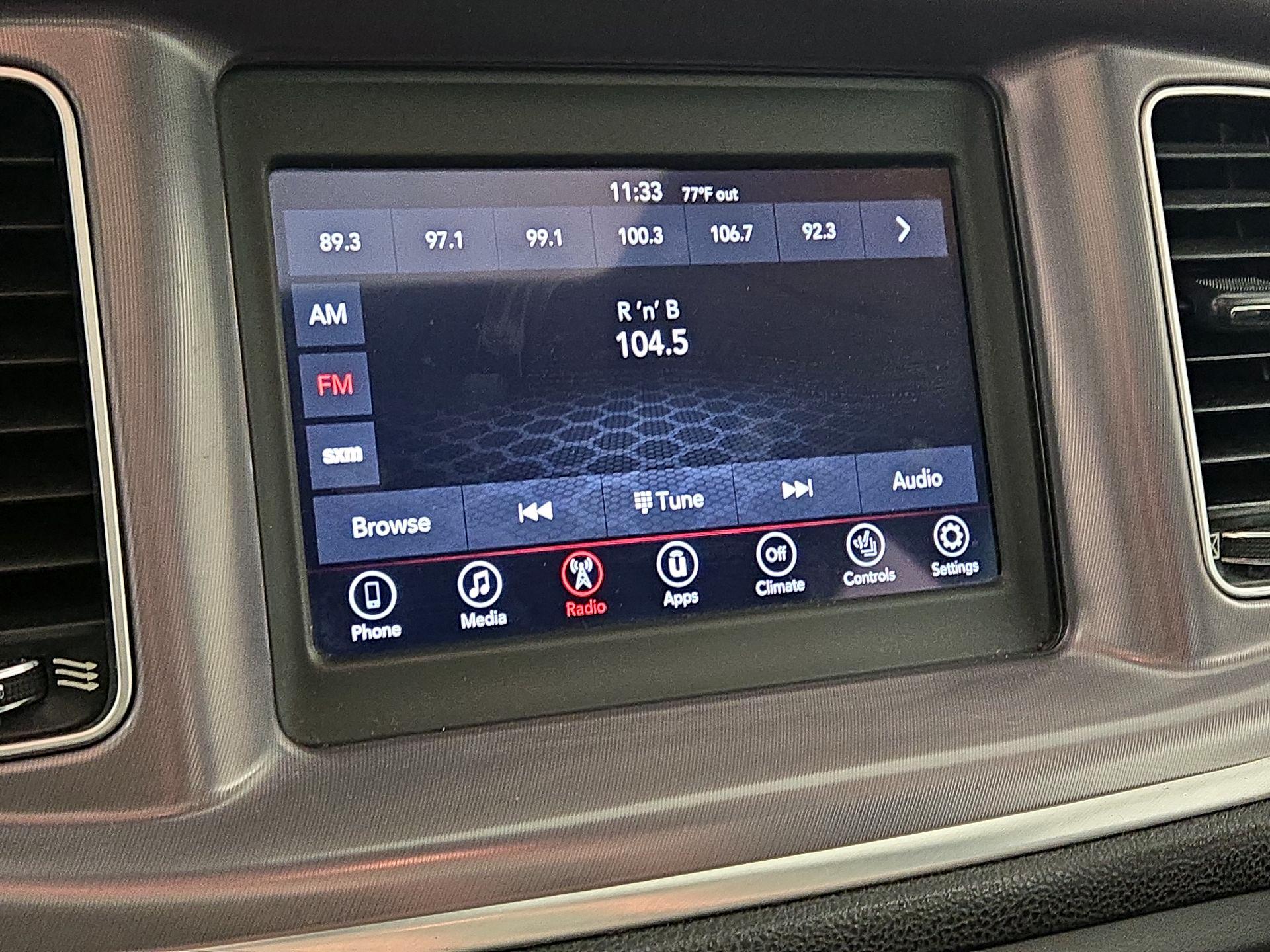 Thumbnail: 2019 Dodge Charger - 15