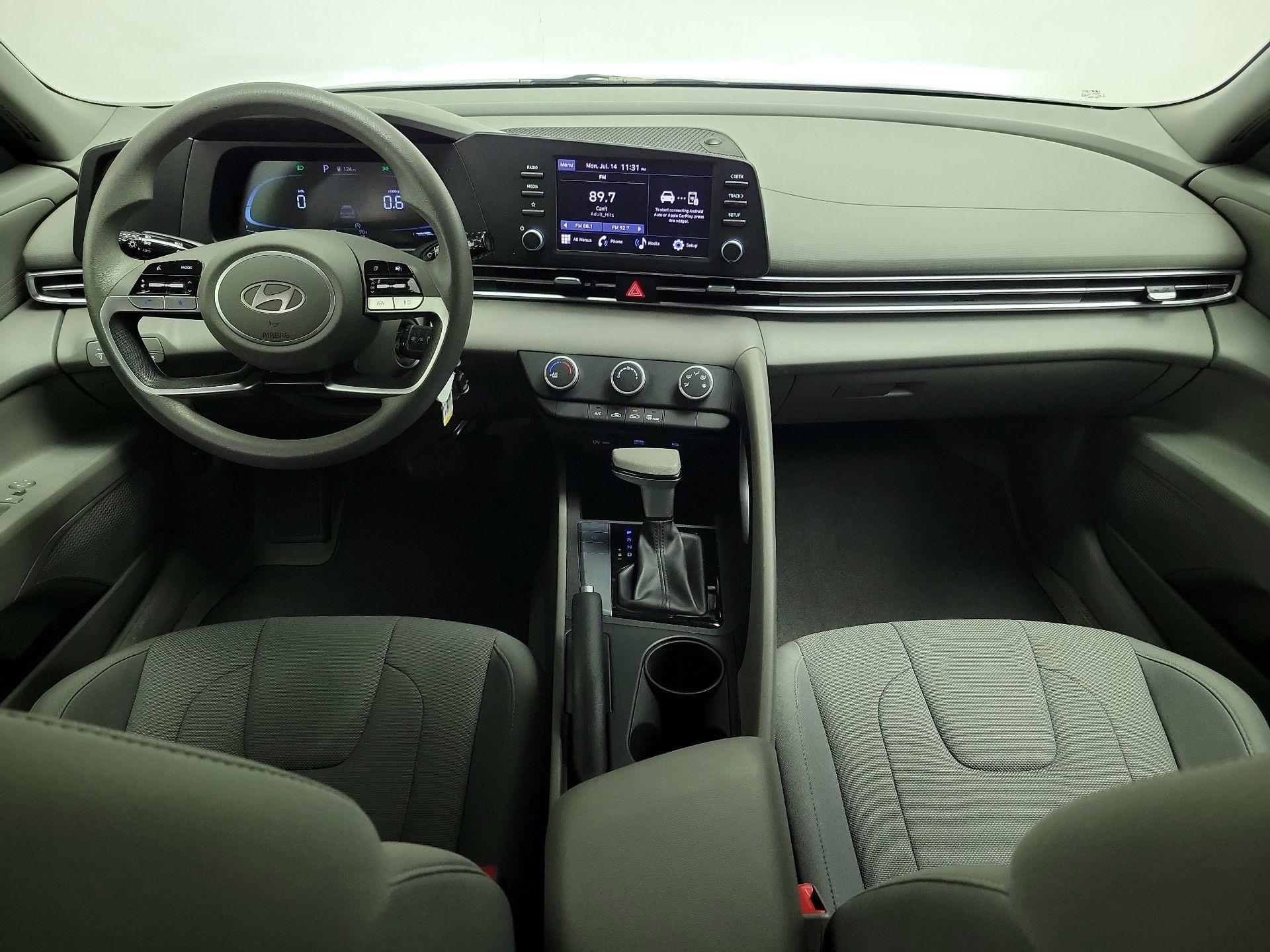 Thumbnail: 2024 Hyundai Elantra - 9