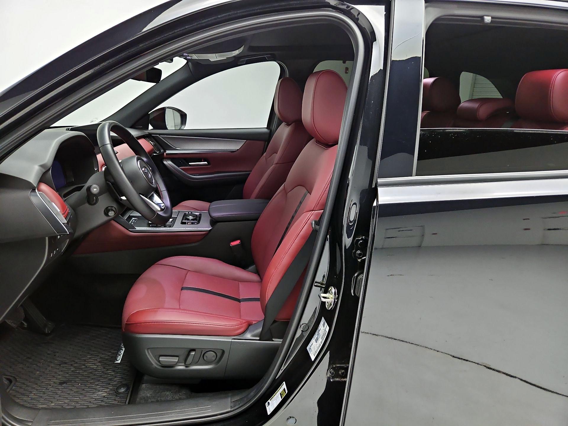 Thumbnail: 2025 Mazda CX-70 - 11