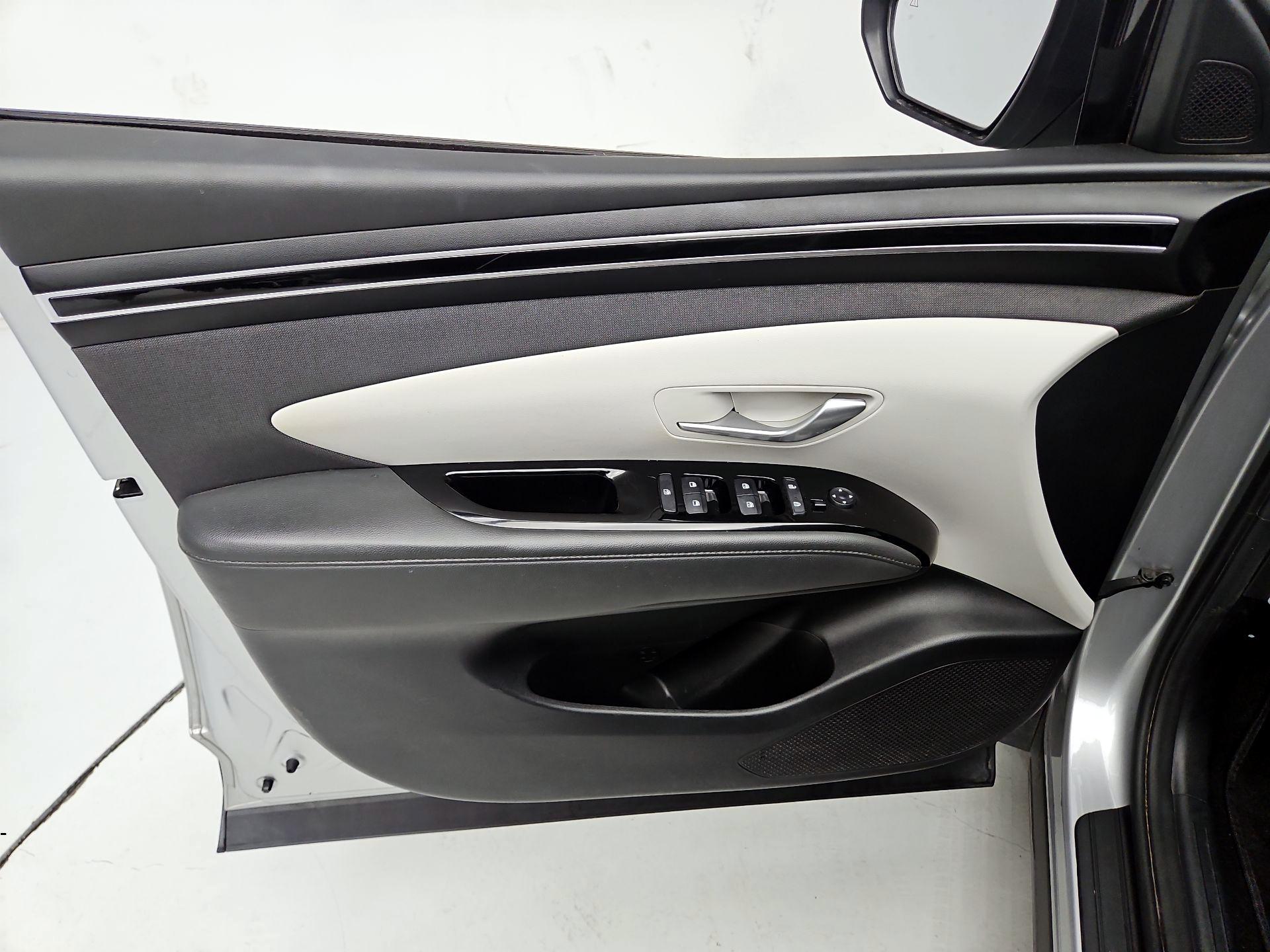 Thumbnail: 2022 Hyundai Tucson - 12