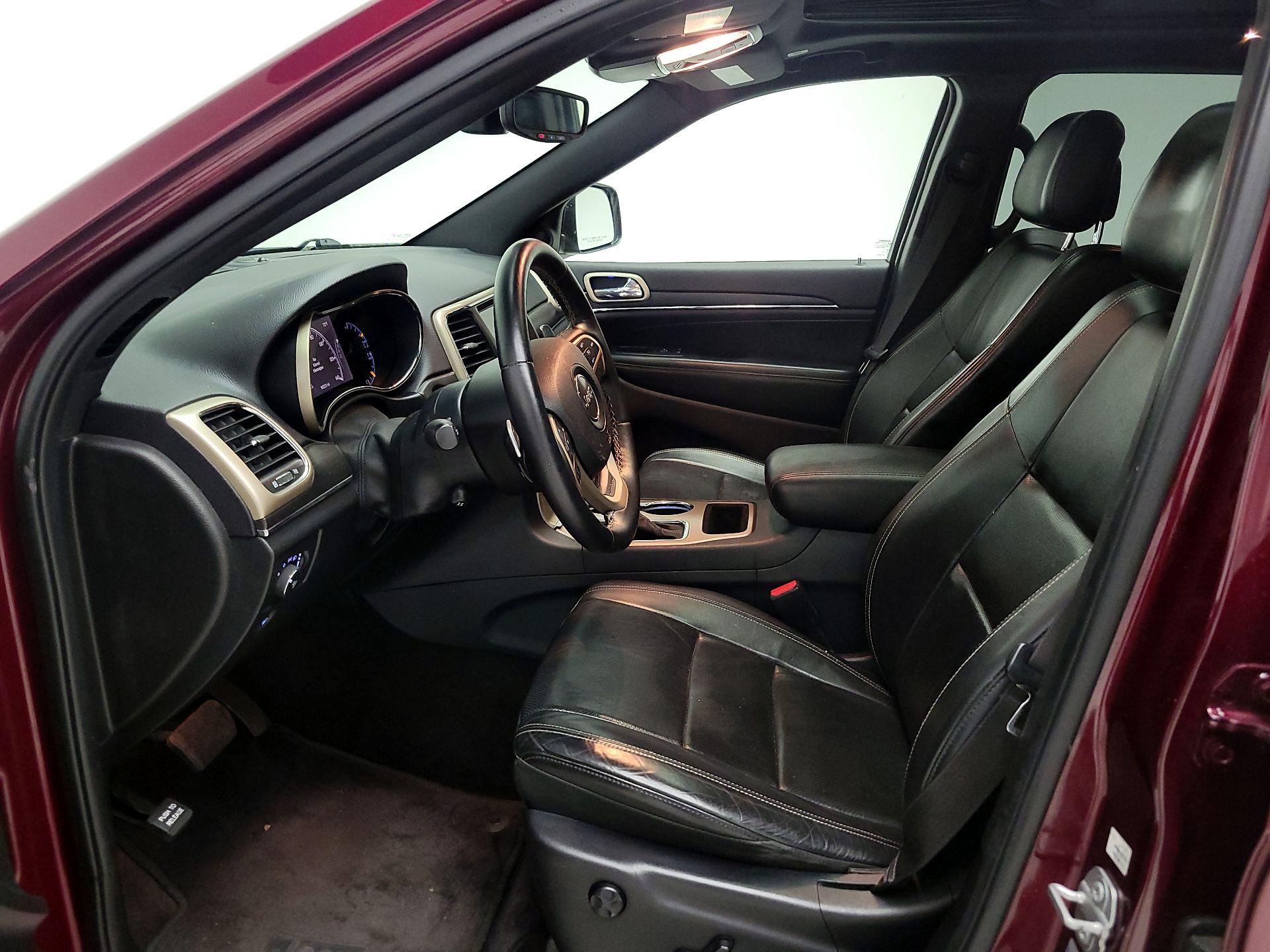 Thumbnail: 2017 Jeep Grand Cherokee - 11