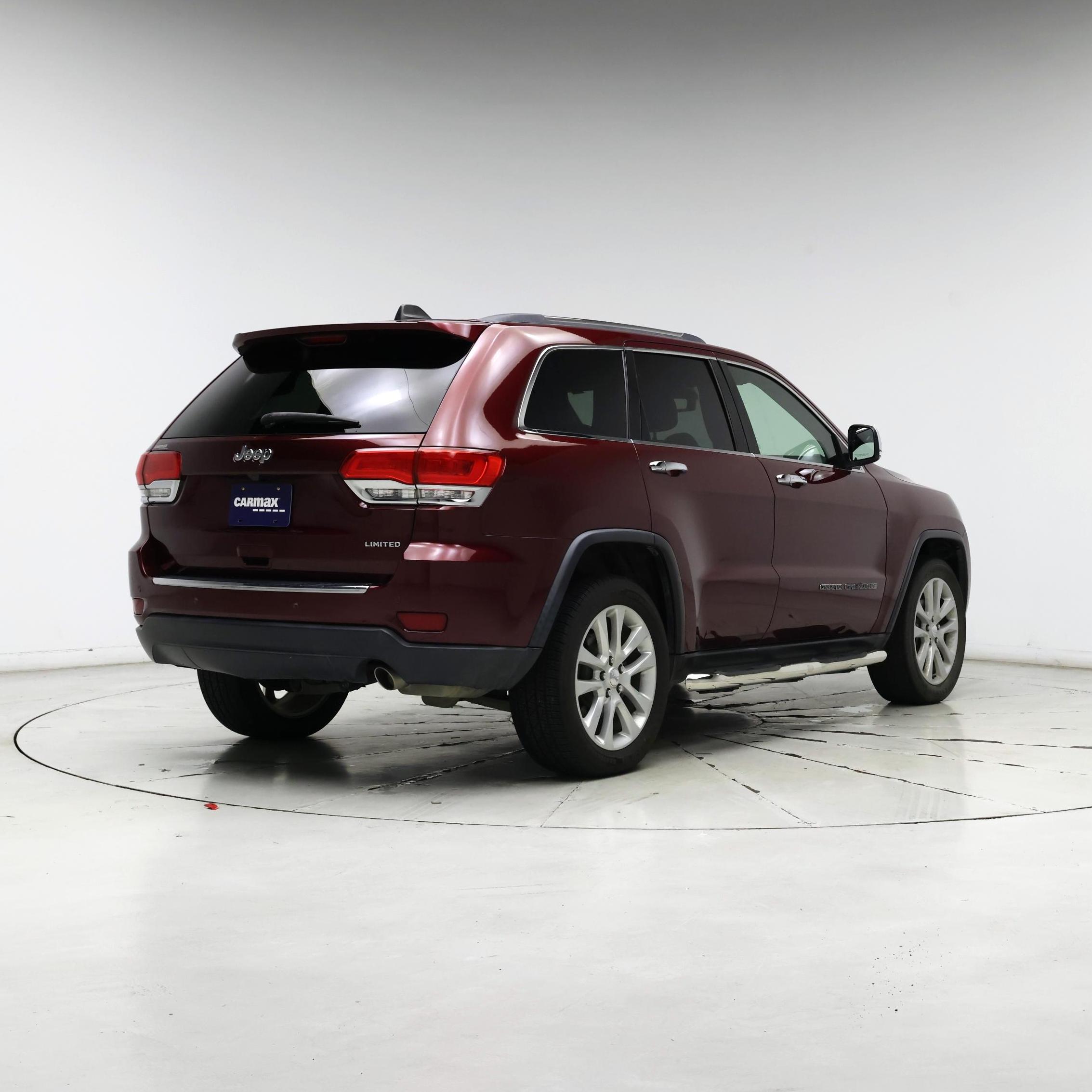 Thumbnail: 2017 Jeep Grand Cherokee - 8