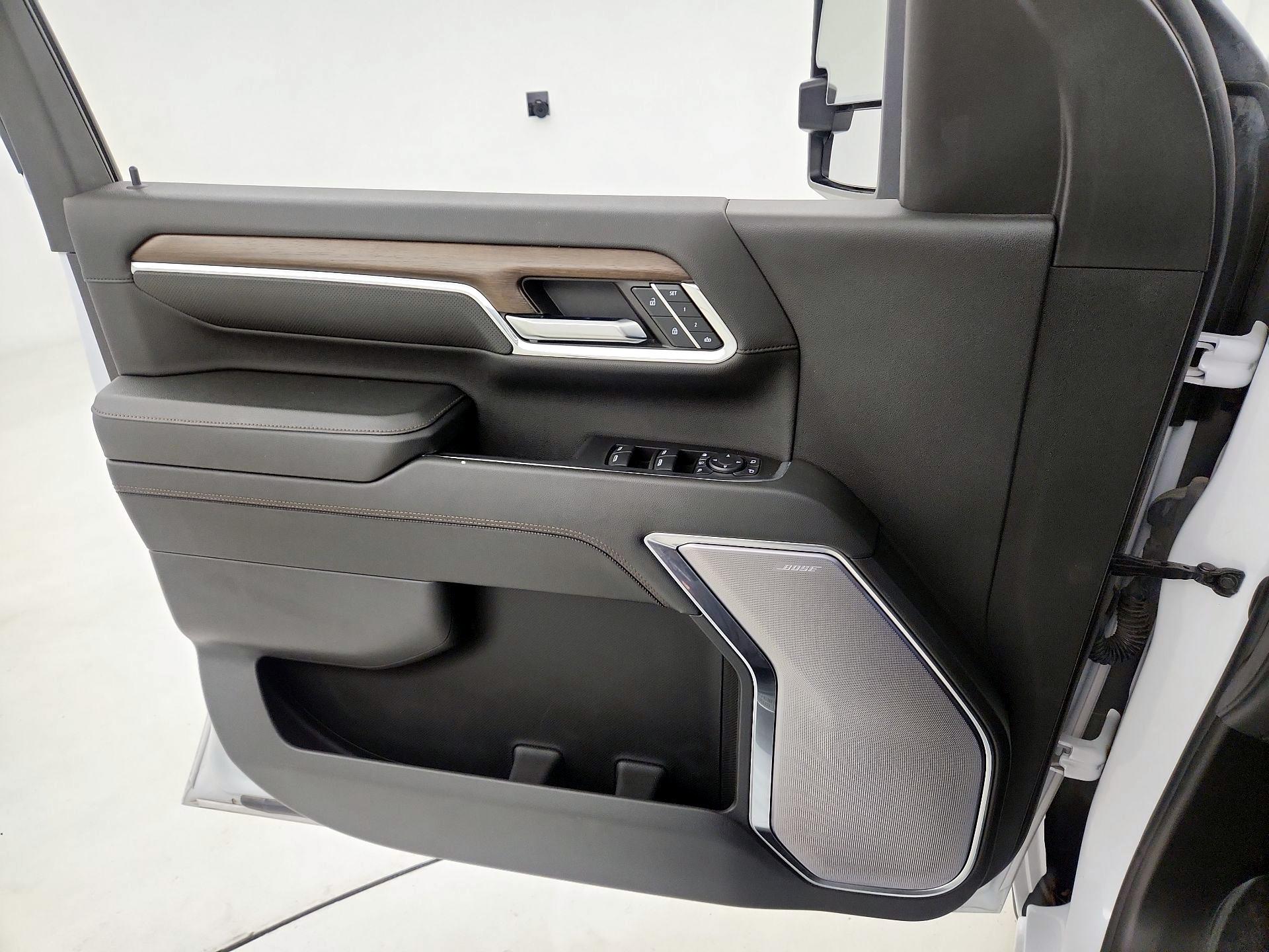 Thumbnail: 2024 Chevrolet Silverado 3500 - 12