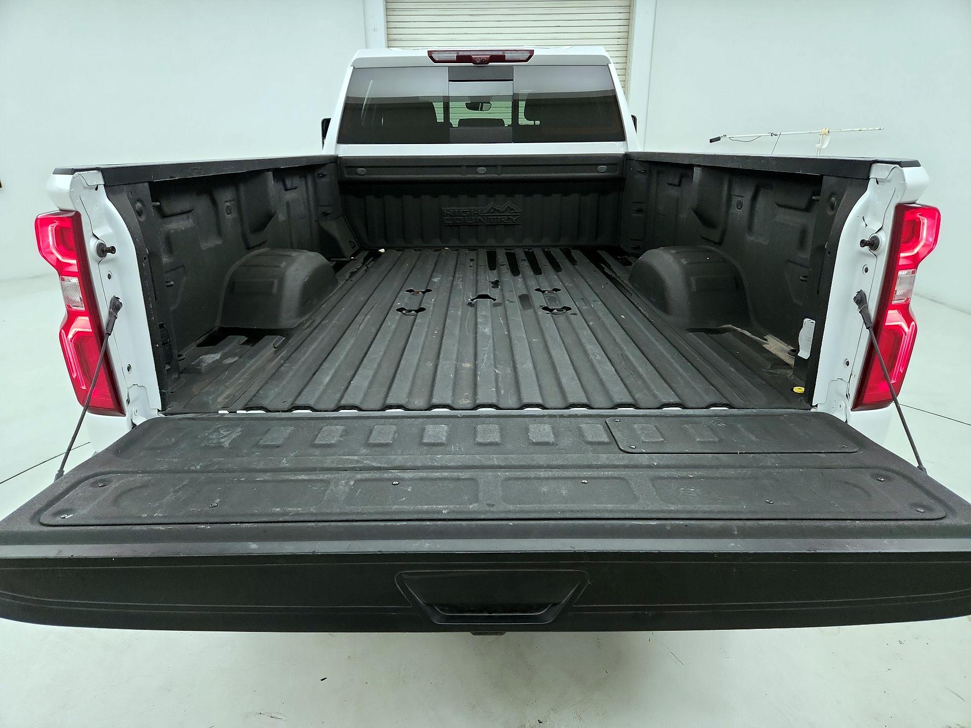 Thumbnail: 2024 Chevrolet Silverado 3500 - 19