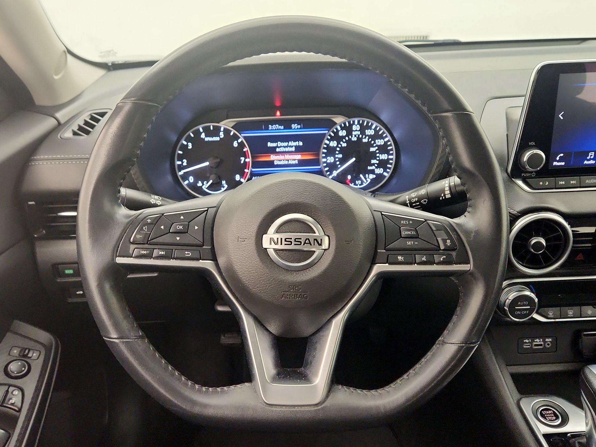 Thumbnail: 2021 Nissan Sentra - 10