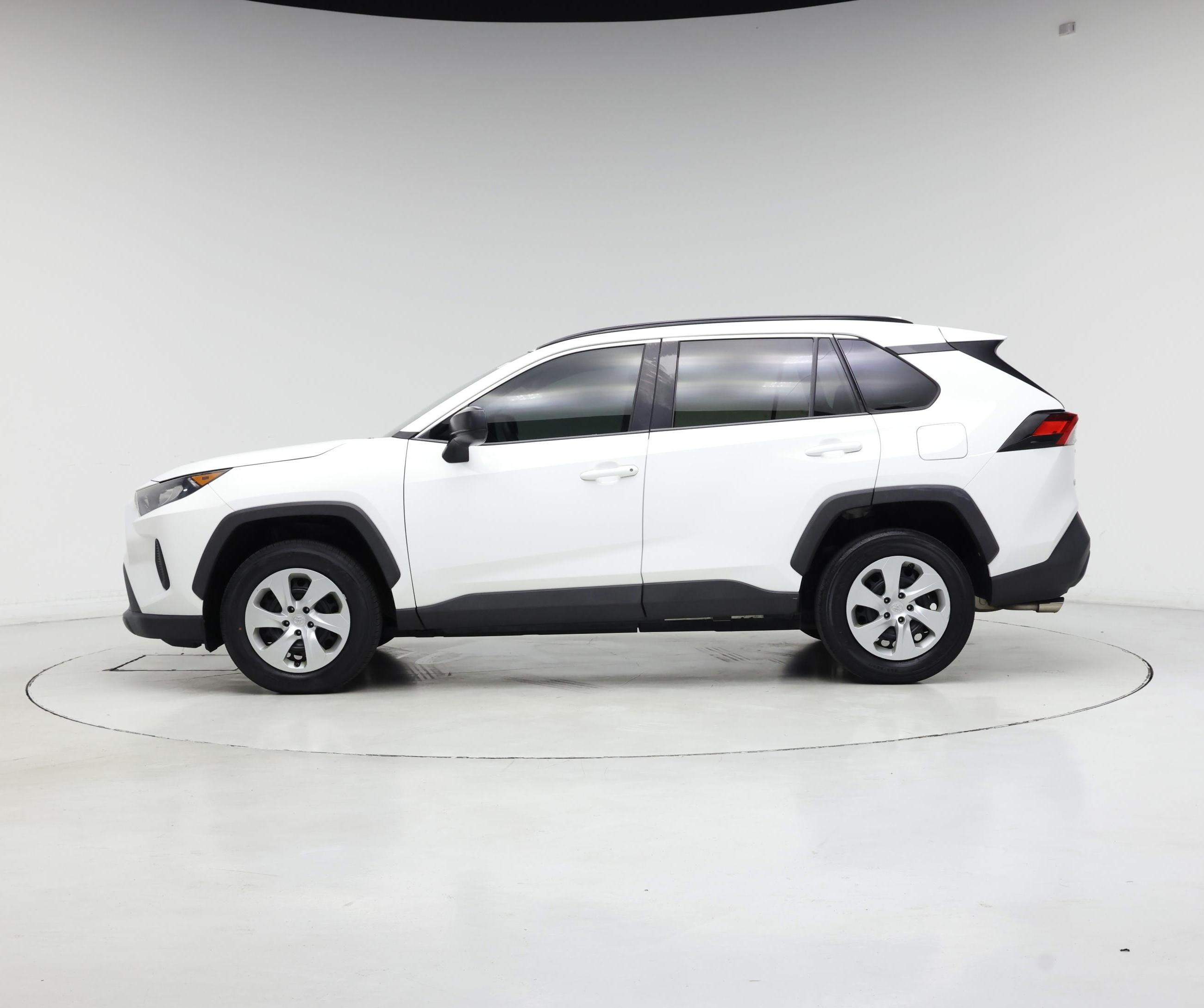 Thumbnail: 2020 Toyota RAV4 - 3