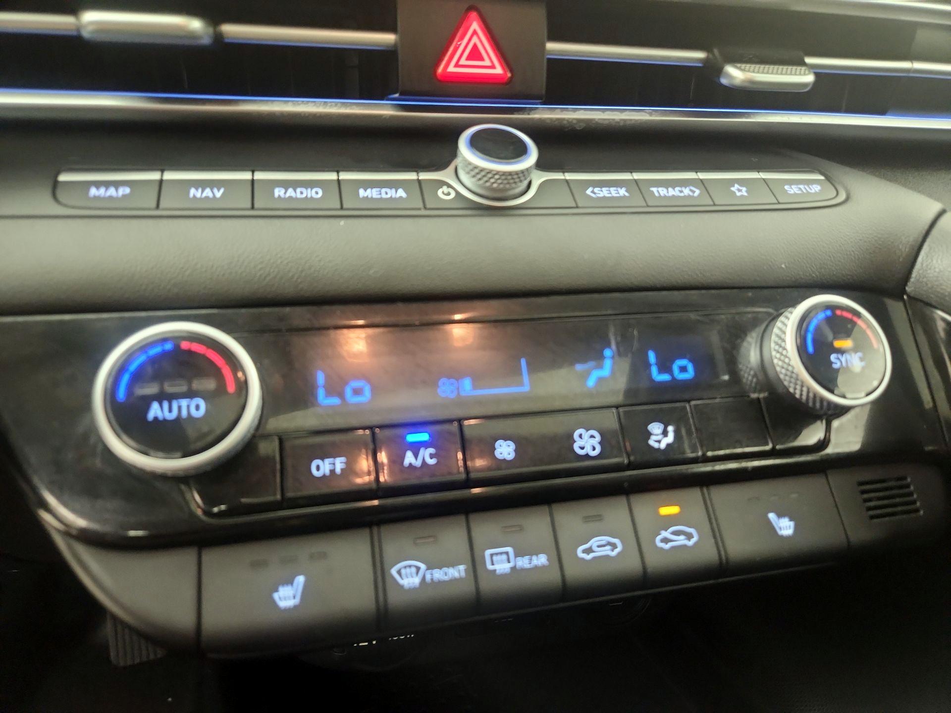 Thumbnail: 2023 Hyundai Elantra - 16