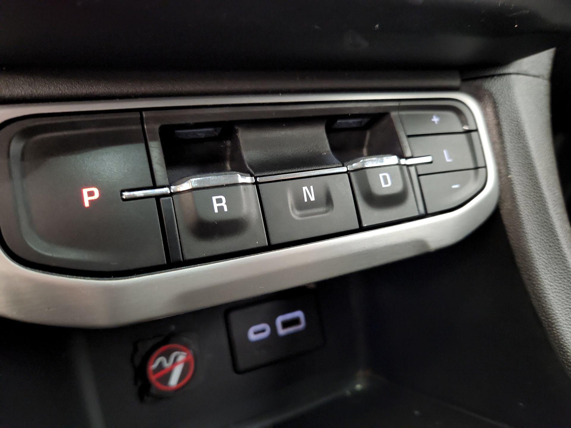 Thumbnail: 2021 GMC Acadia - 17