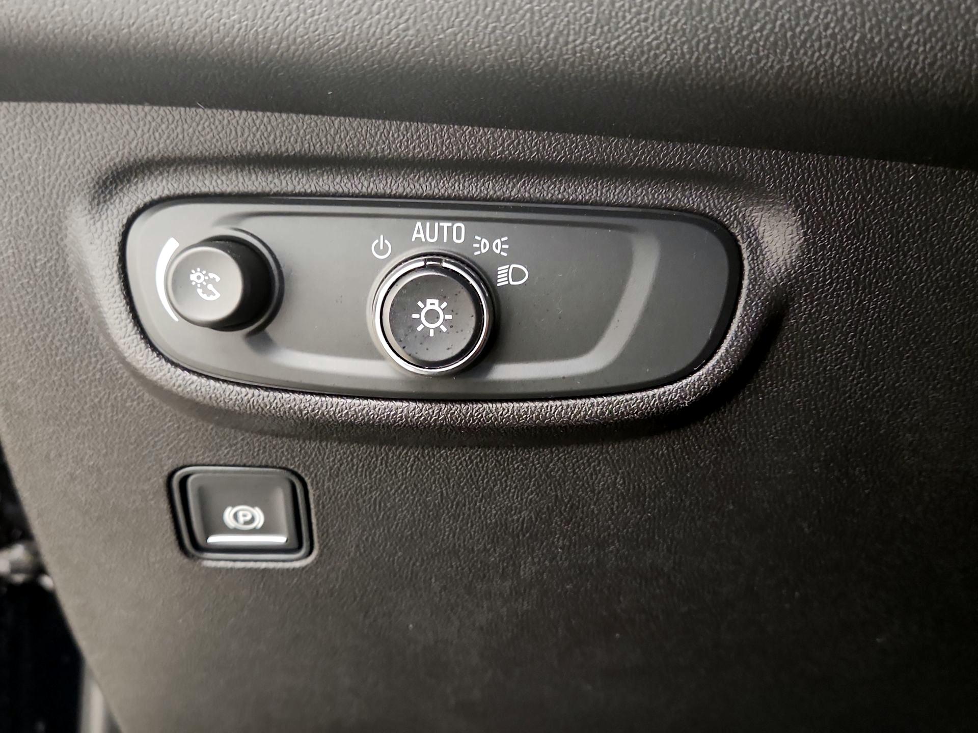 Thumbnail: 2022 GMC Terrain - 13