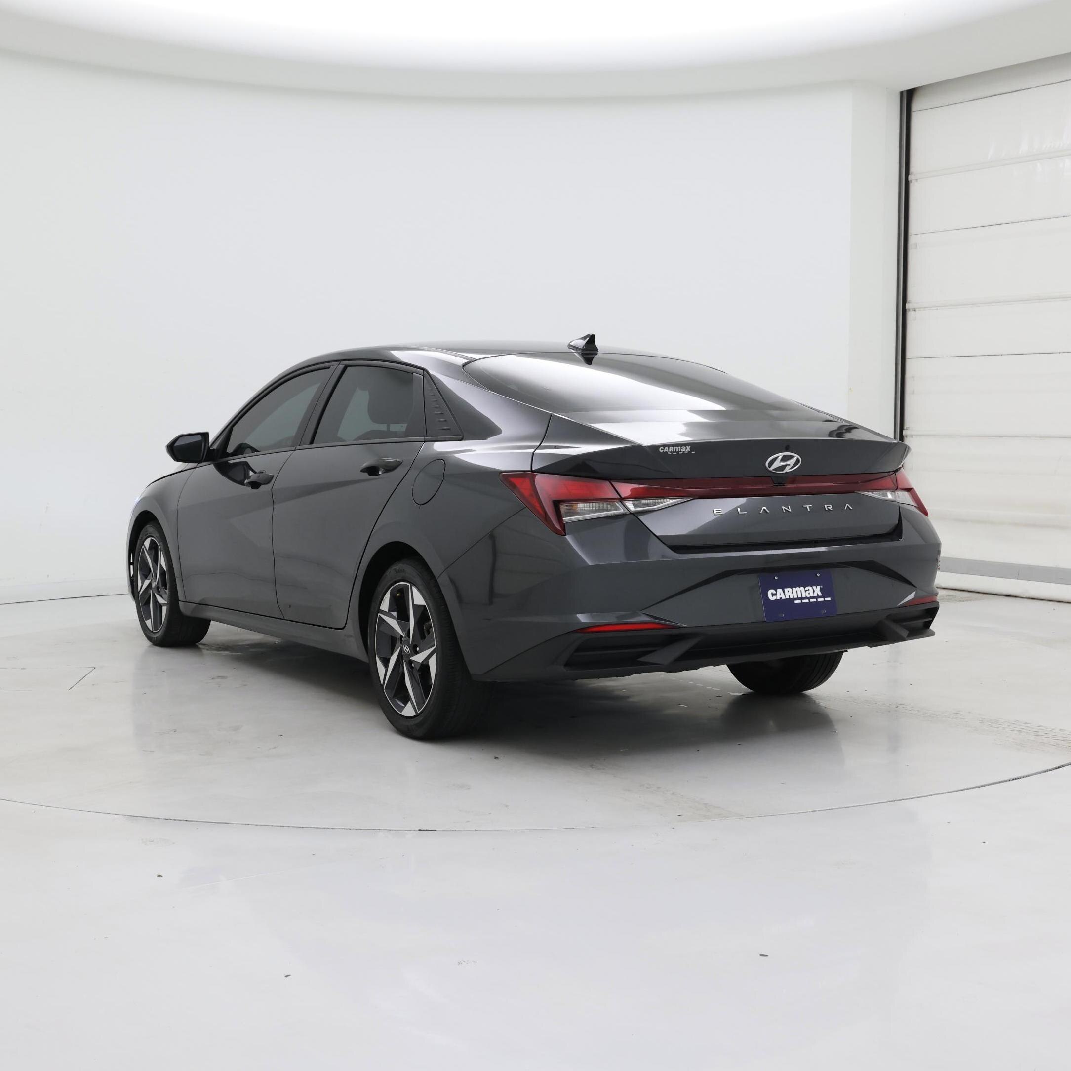 Thumbnail: 2023 Hyundai Elantra - 2