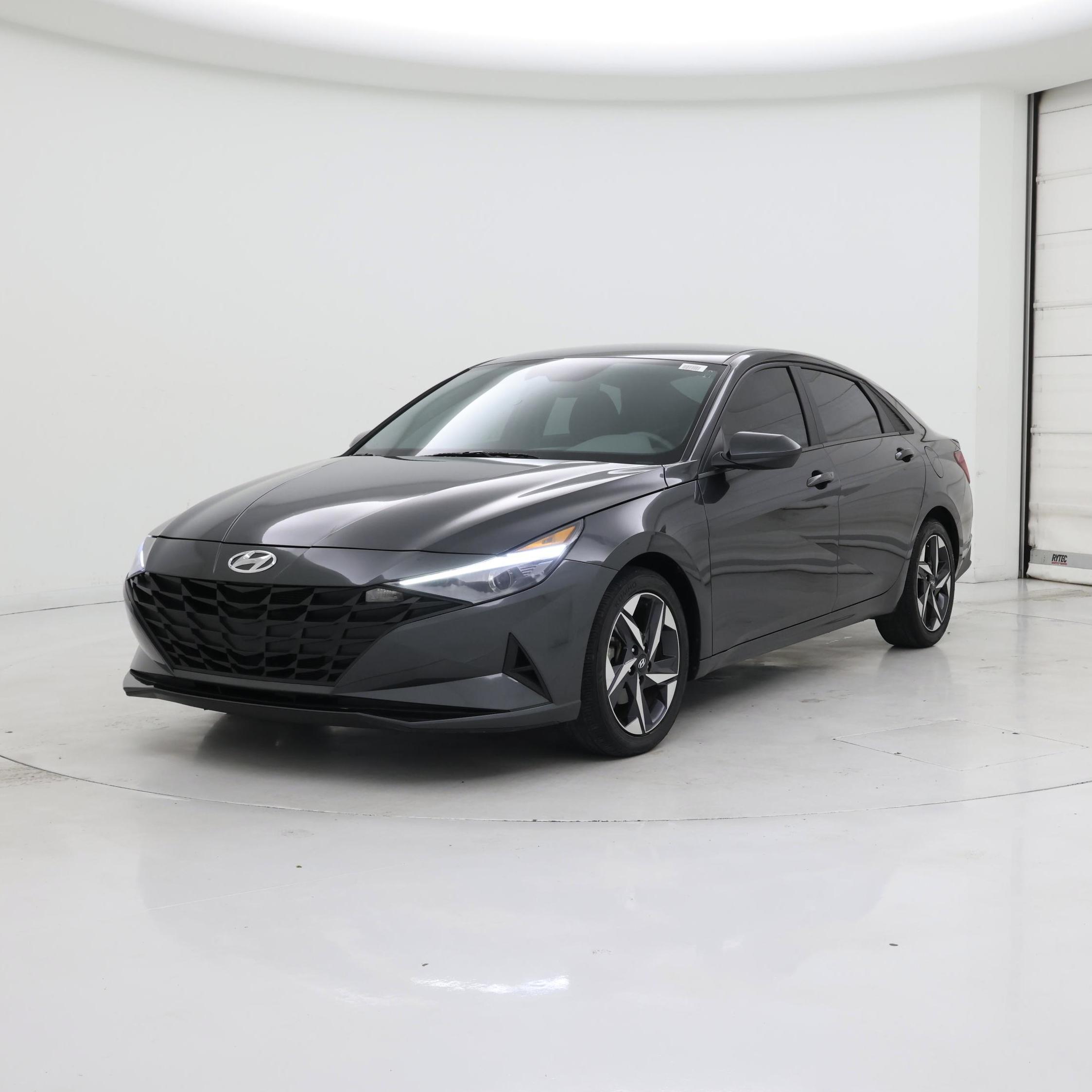 Thumbnail: 2023 Hyundai Elantra - 4
