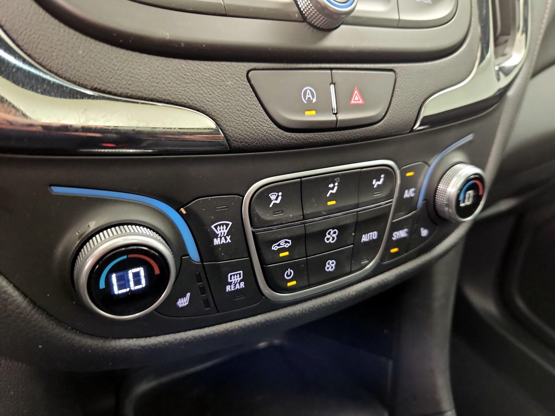 Thumbnail: 2024 Chevrolet Equinox - 16