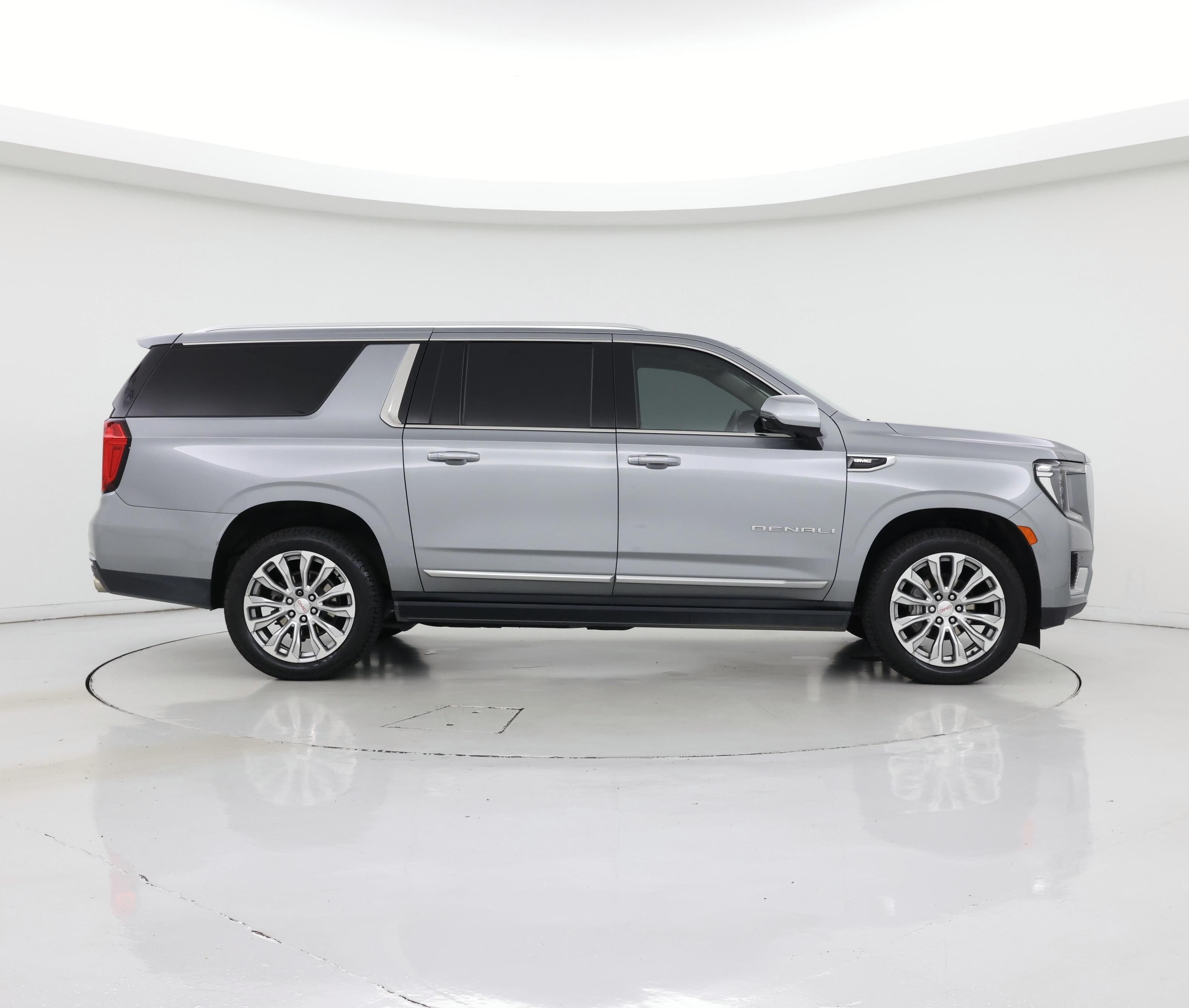 Thumbnail: 2023 GMC Yukon XL - 7