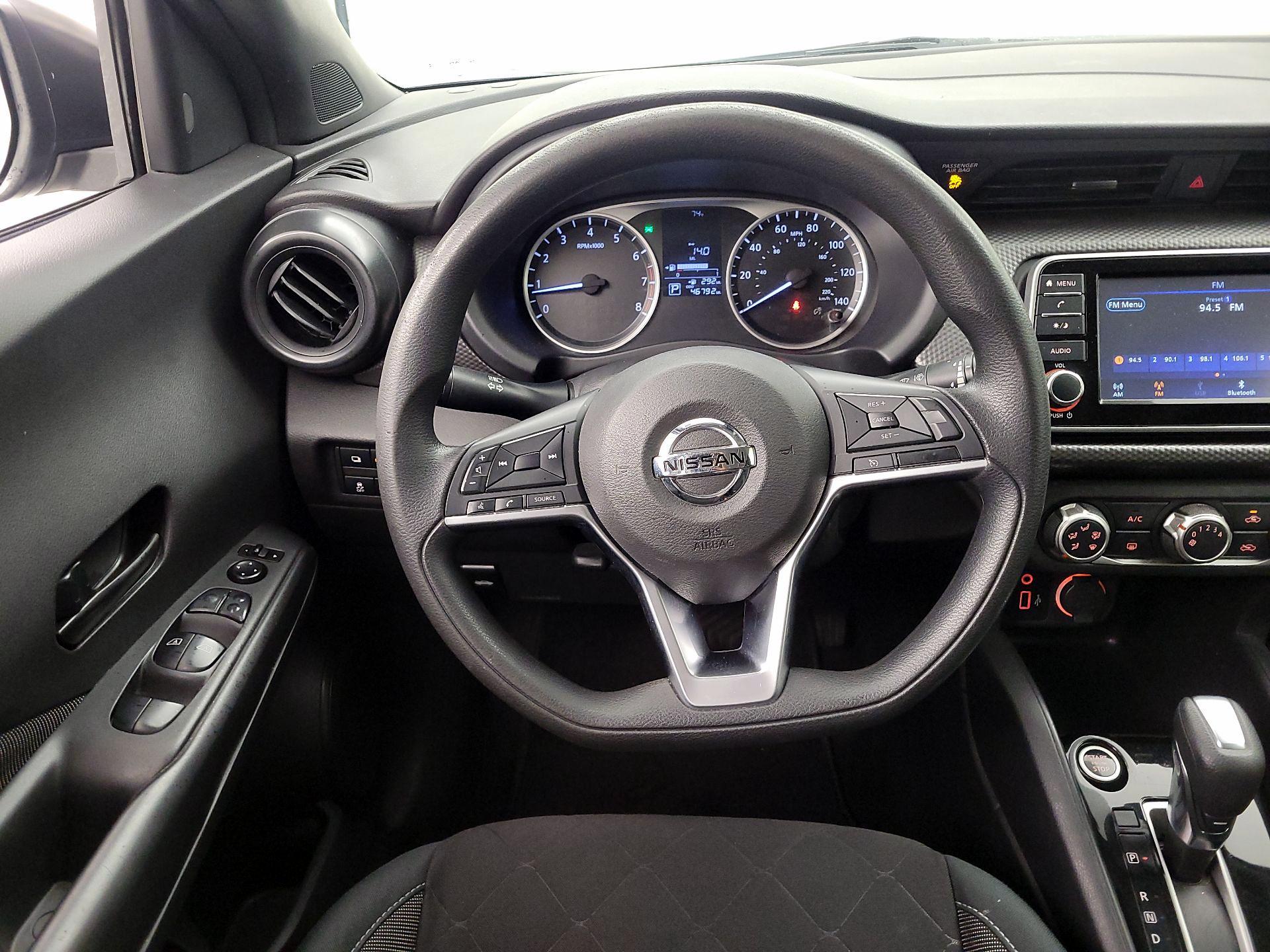 Thumbnail: 2020 Nissan Kicks - 10