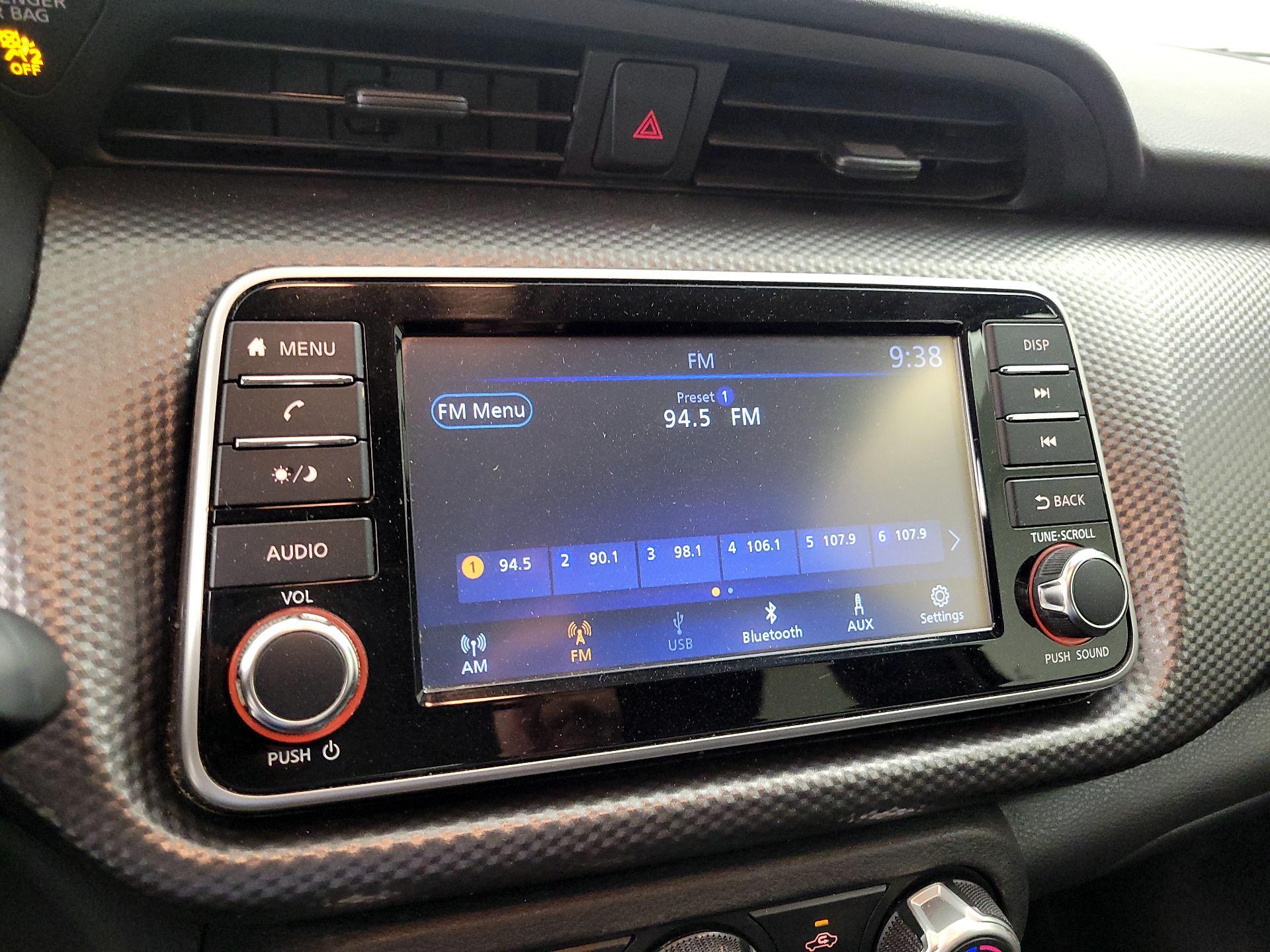 Thumbnail: 2020 Nissan Kicks - 15