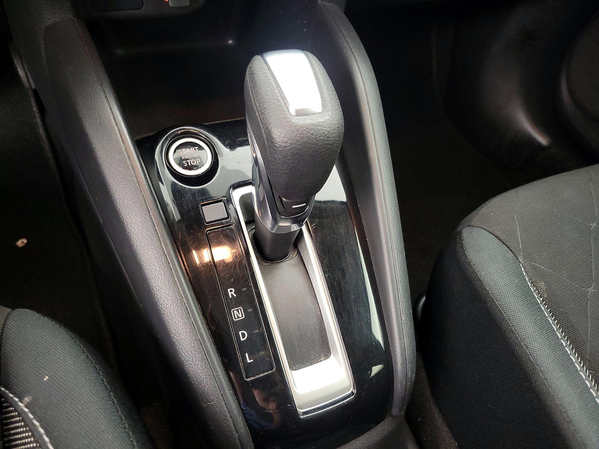 Thumbnail: 2020 Nissan Kicks - 17