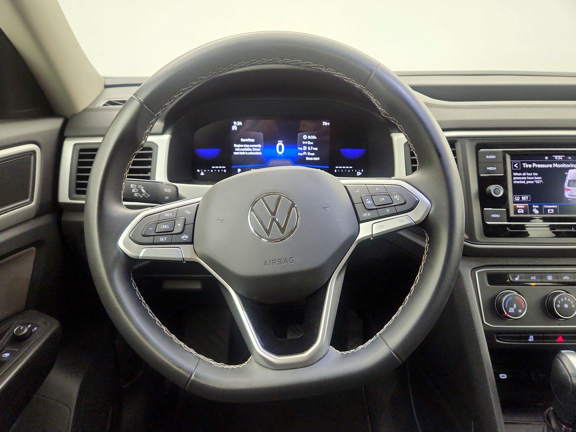 Thumbnail: 2023 Volkswagen Atlas - 10