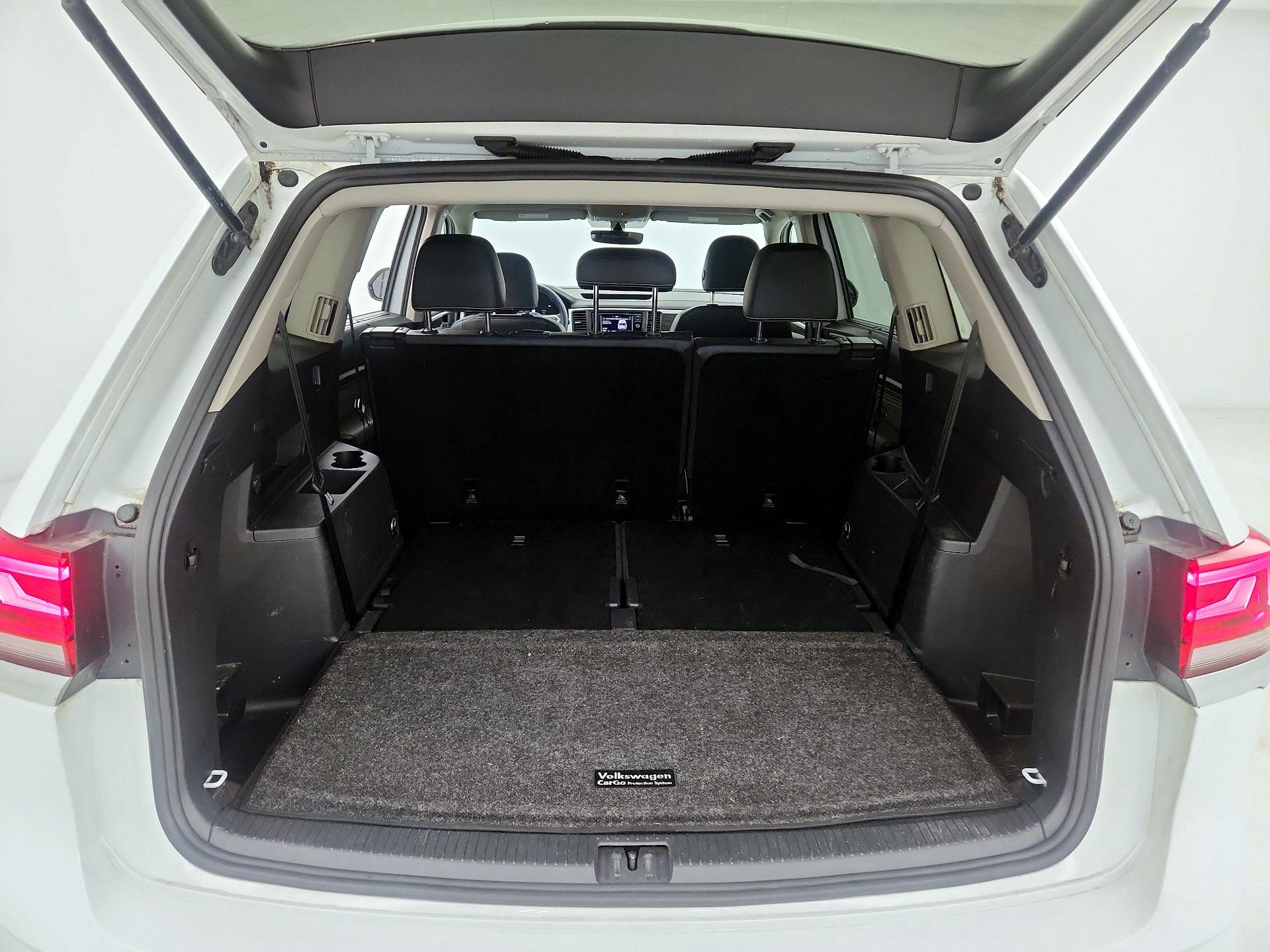 Thumbnail: 2023 Volkswagen Atlas - 16