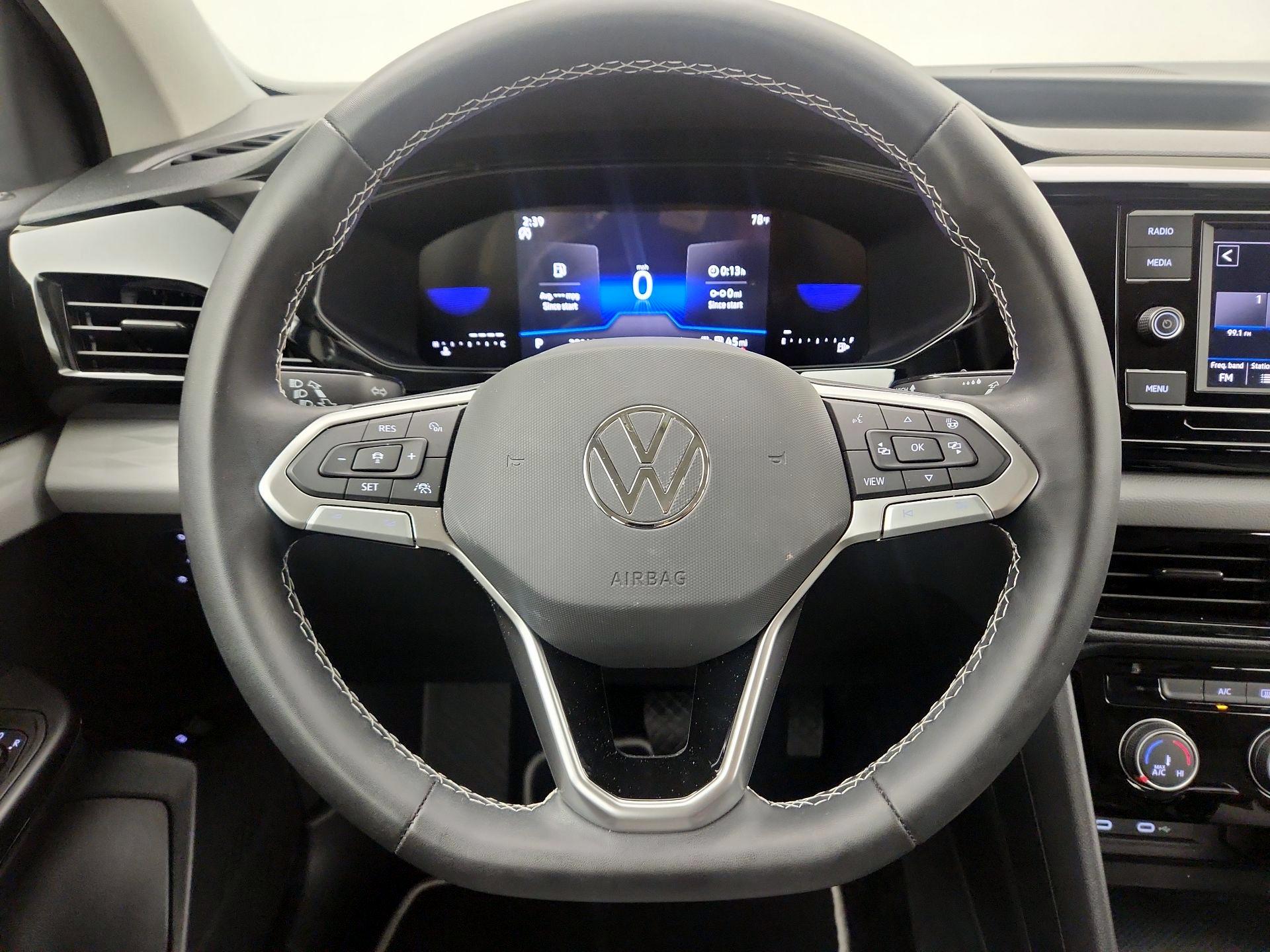 Thumbnail: 2023 Volkswagen Taos - 10