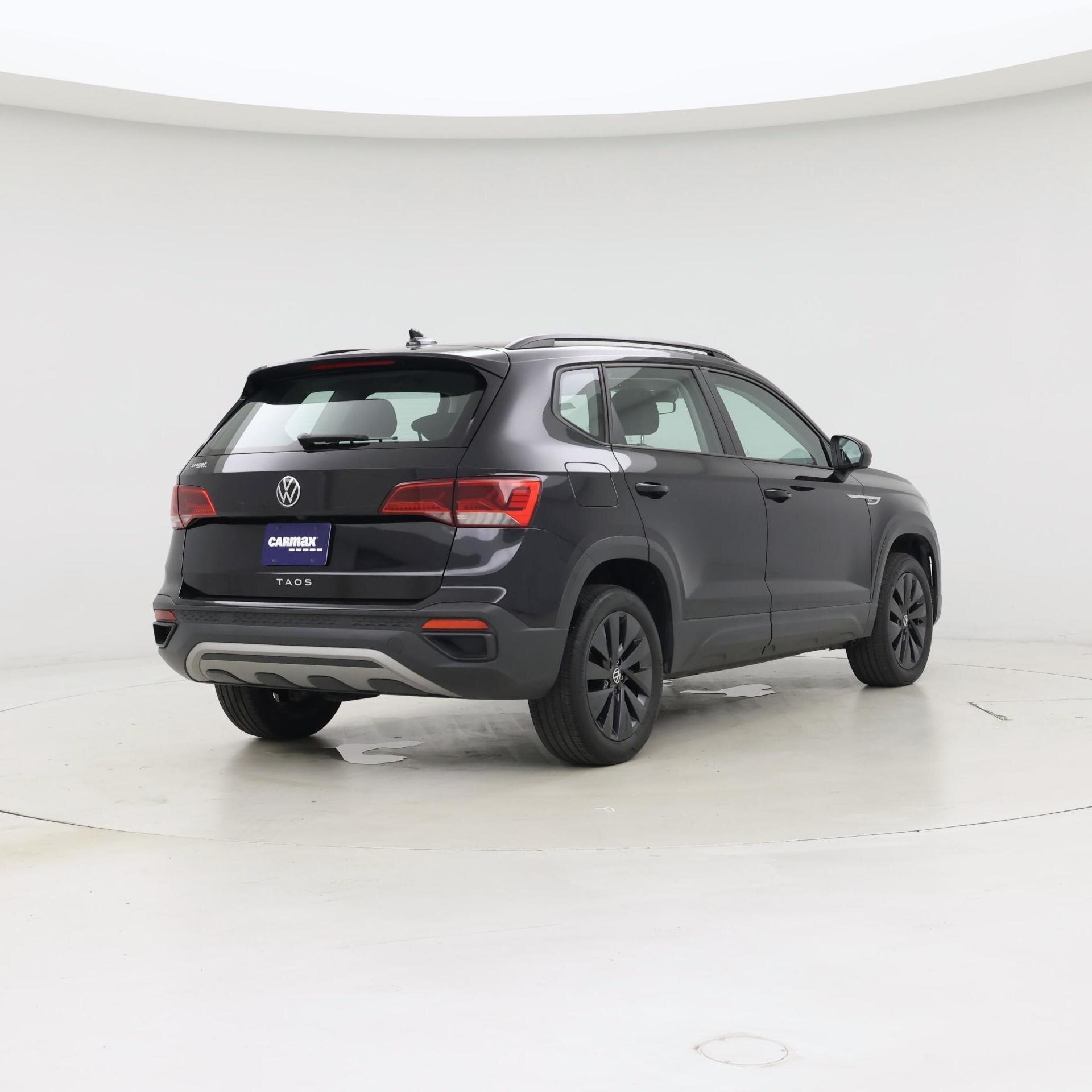 Thumbnail: 2023 Volkswagen Taos - 8