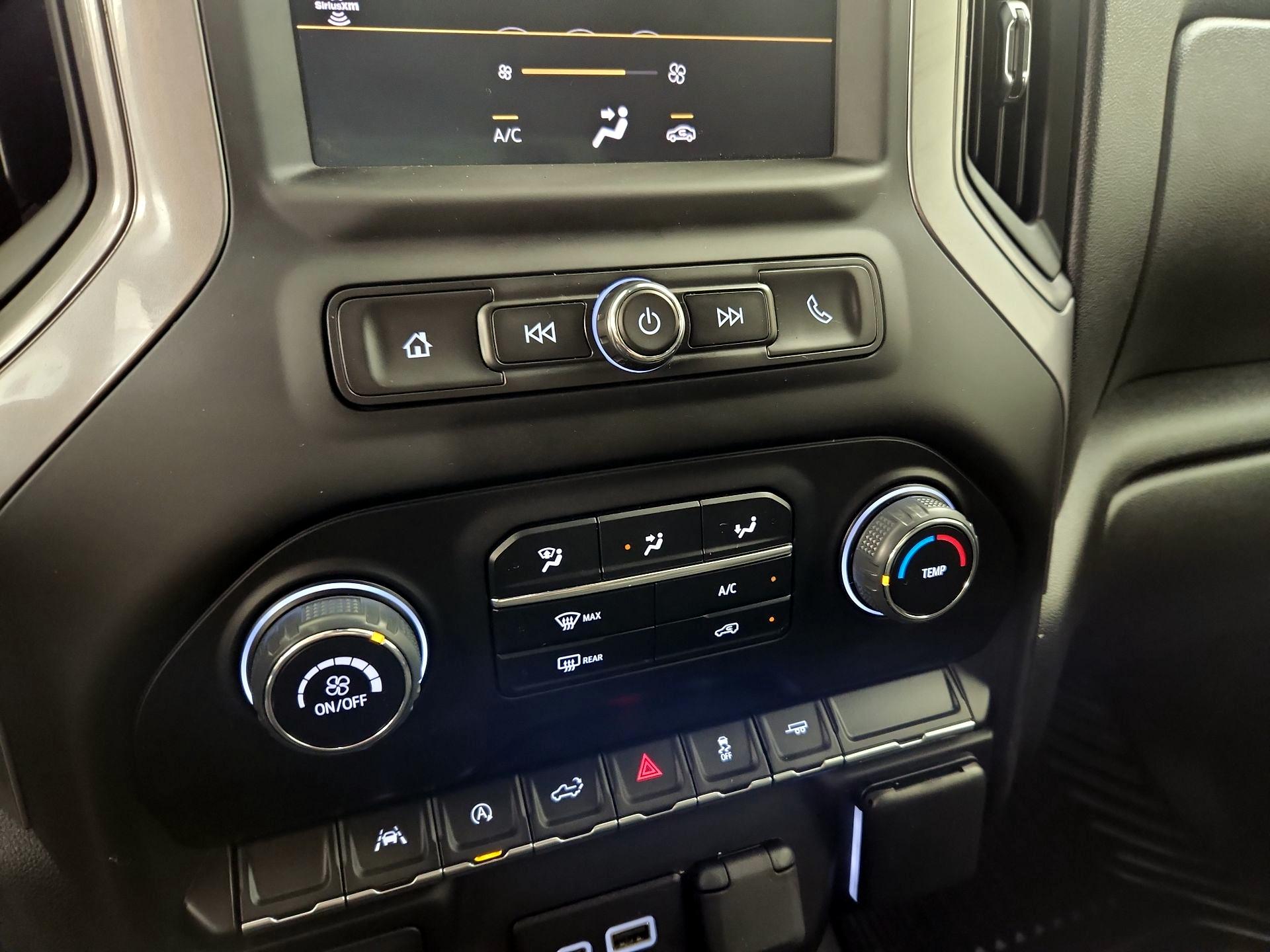 Thumbnail: 2022 Chevrolet Silverado 1500 - 16