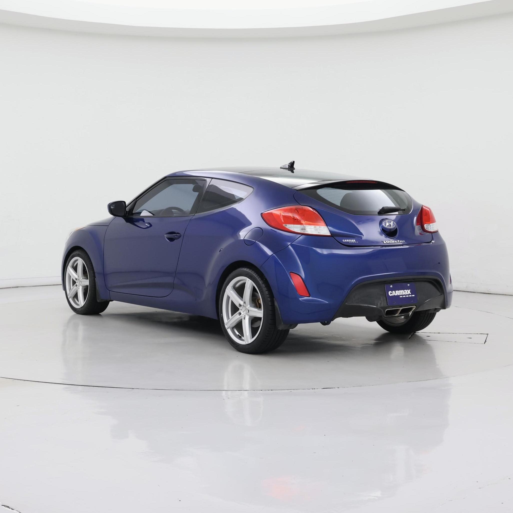 Thumbnail: 2017 Hyundai Veloster - 2