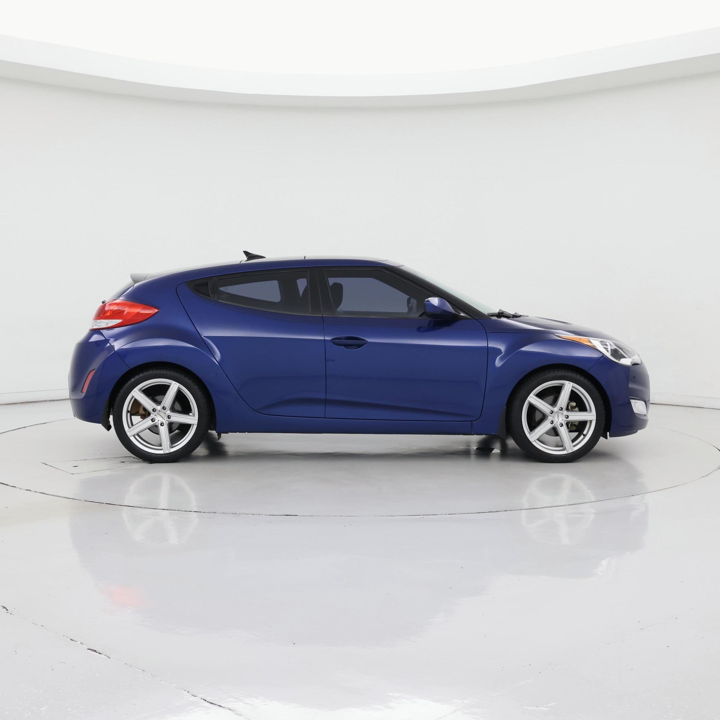 Thumbnail: 2017 Hyundai Veloster - 7