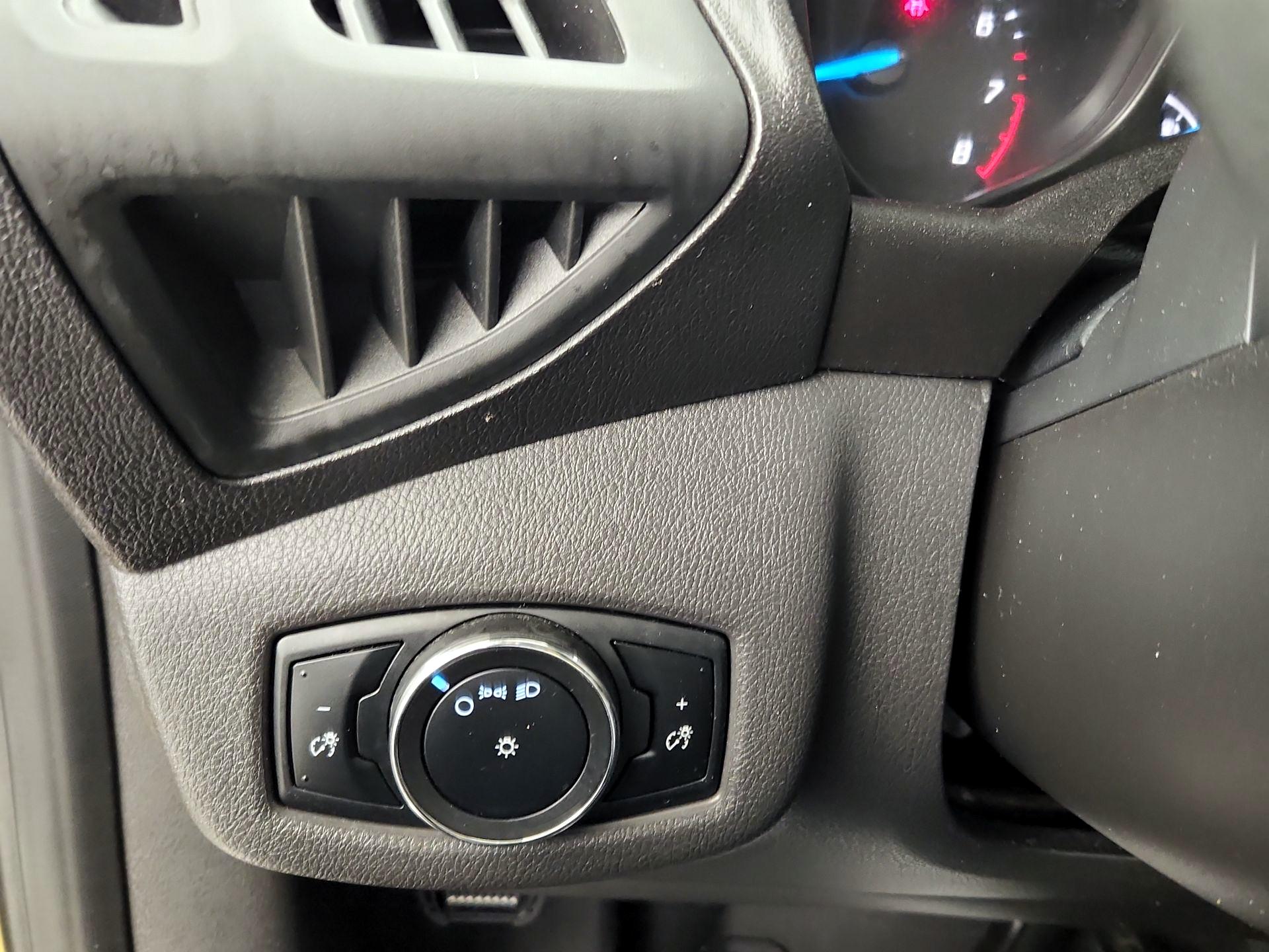 Thumbnail: 2017 Ford Transit Series - 13
