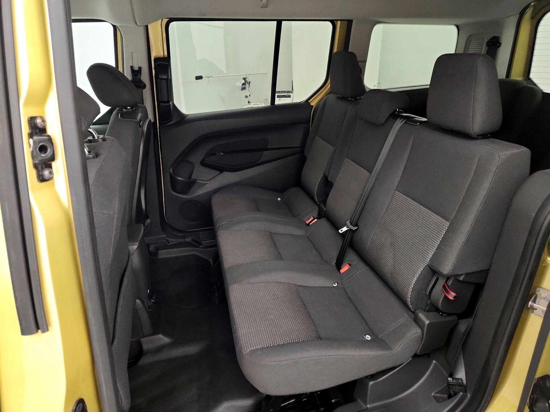 Thumbnail: 2017 Ford Transit Series - 18