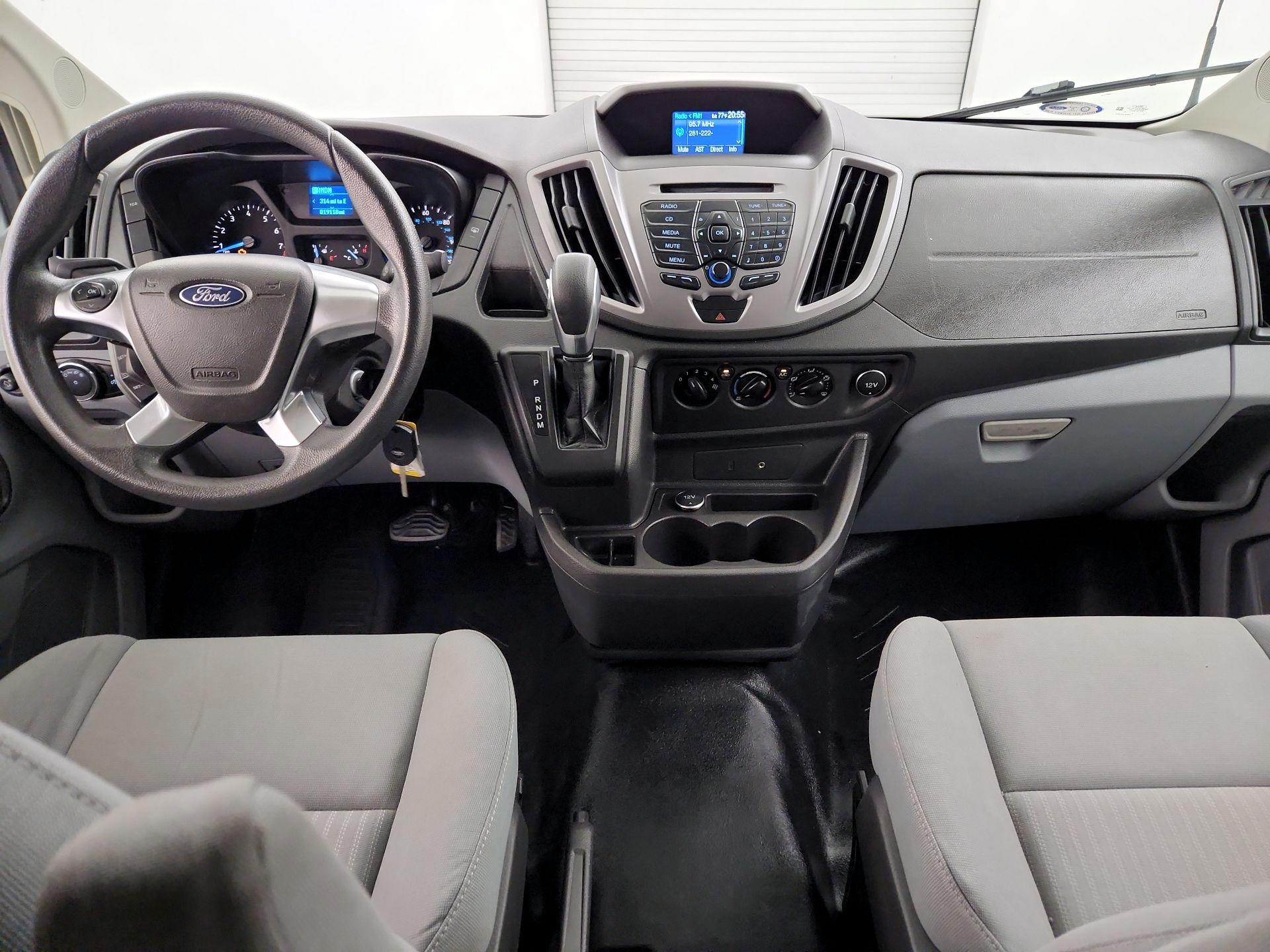 Thumbnail: 2015 Ford Transit Series - 9