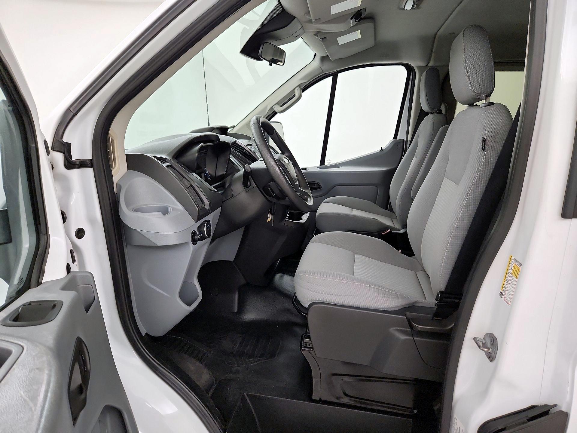 Thumbnail: 2015 Ford Transit Series - 11