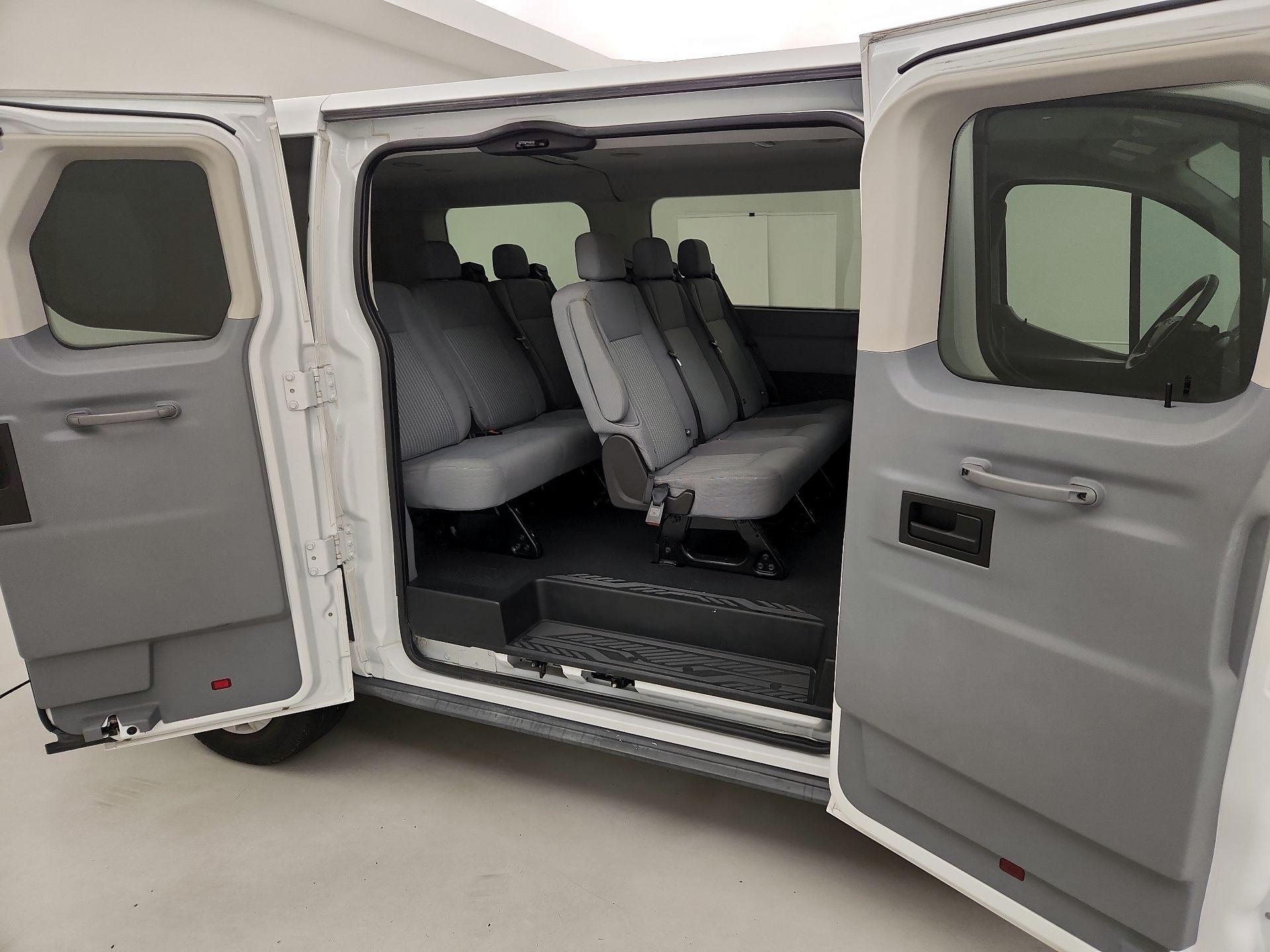 Thumbnail: 2015 Ford Transit Series - 18