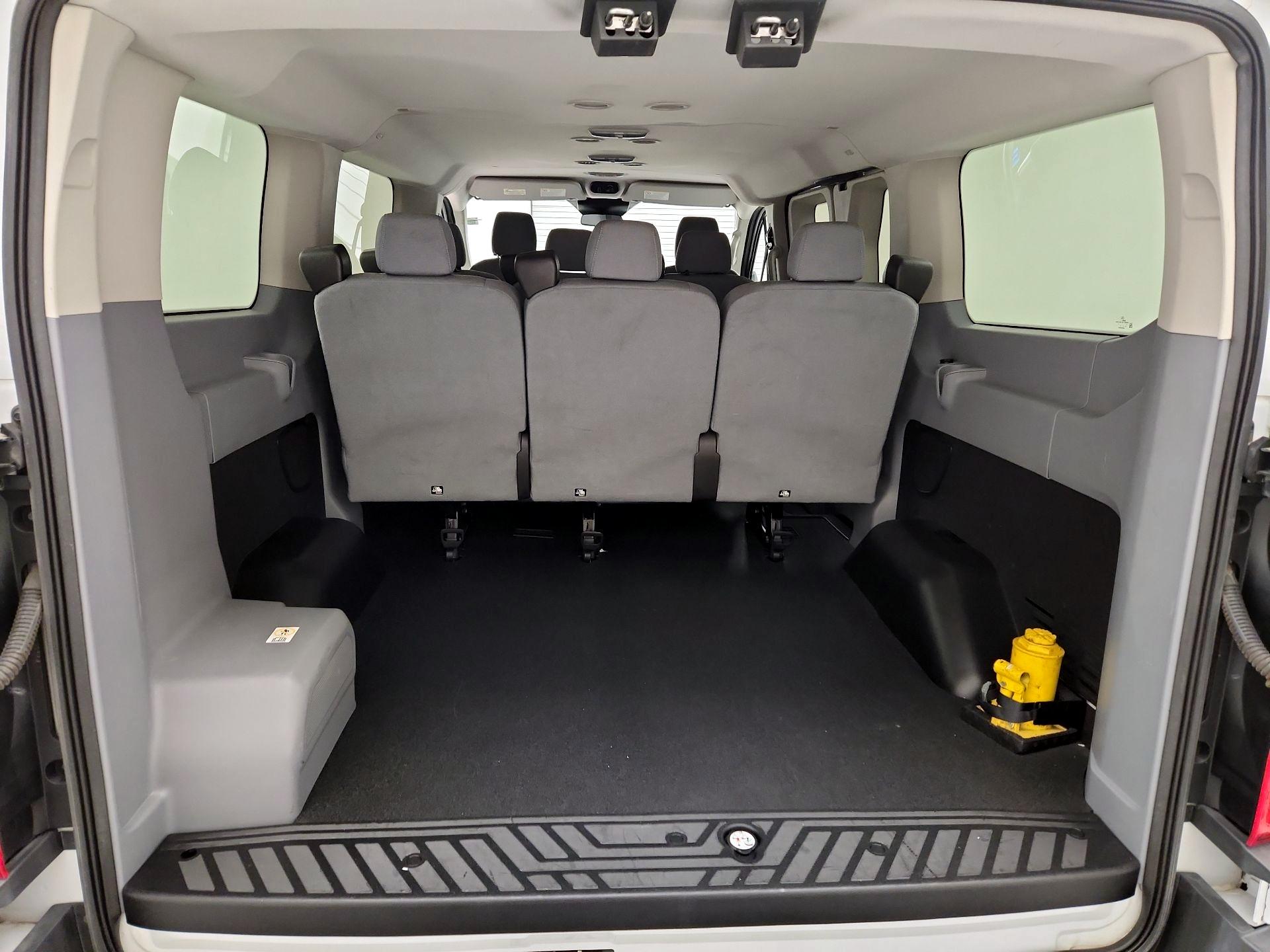 Thumbnail: 2015 Ford Transit Series - 20