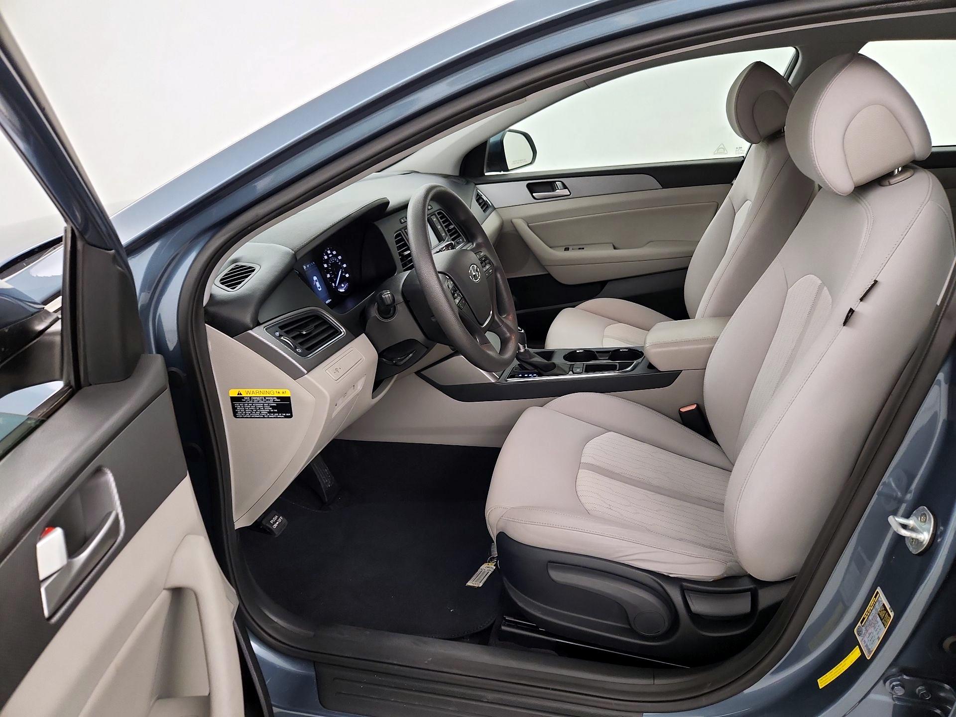 Thumbnail: 2016 Hyundai Sonata - 11