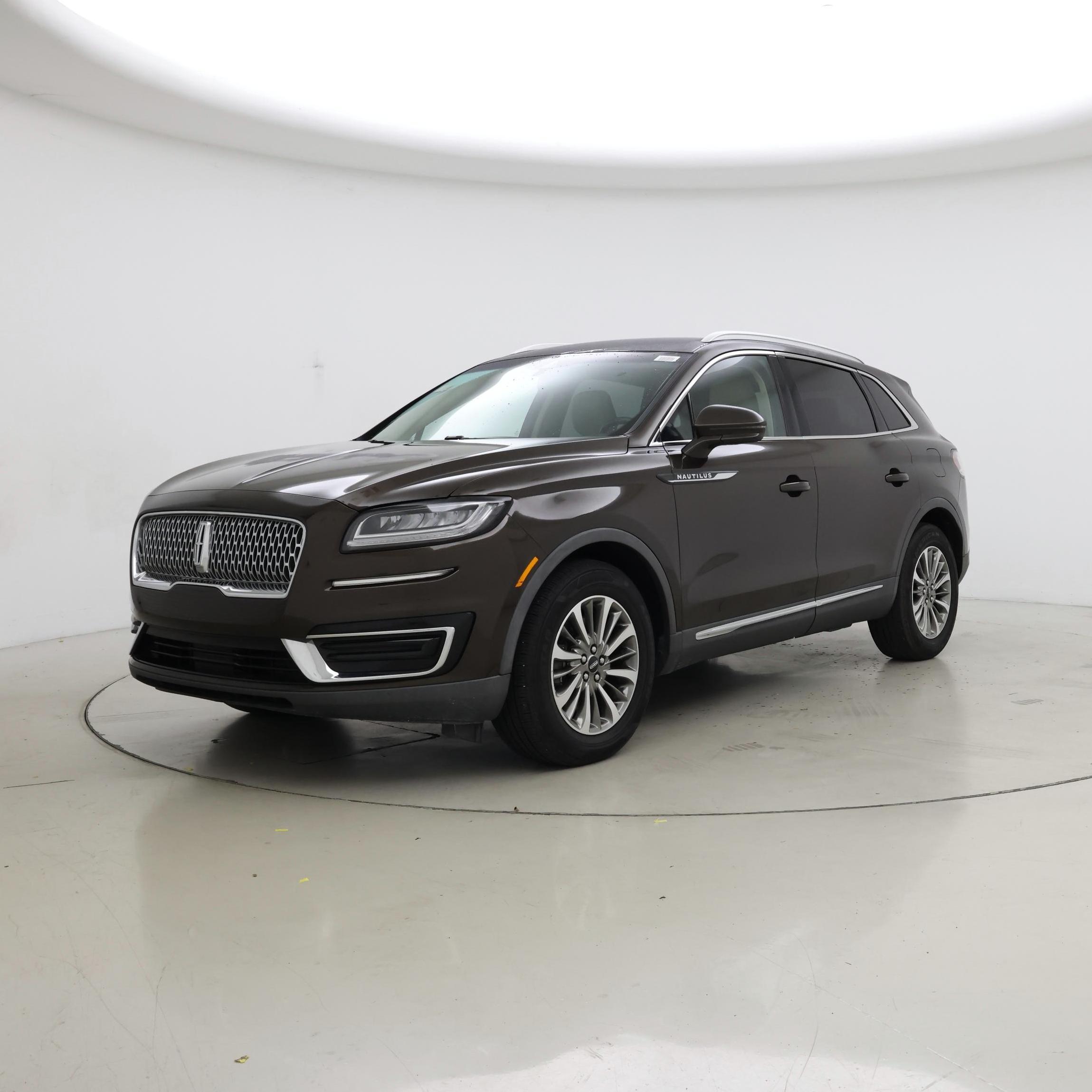 Thumbnail: 2020 Lincoln Nautilus - 4