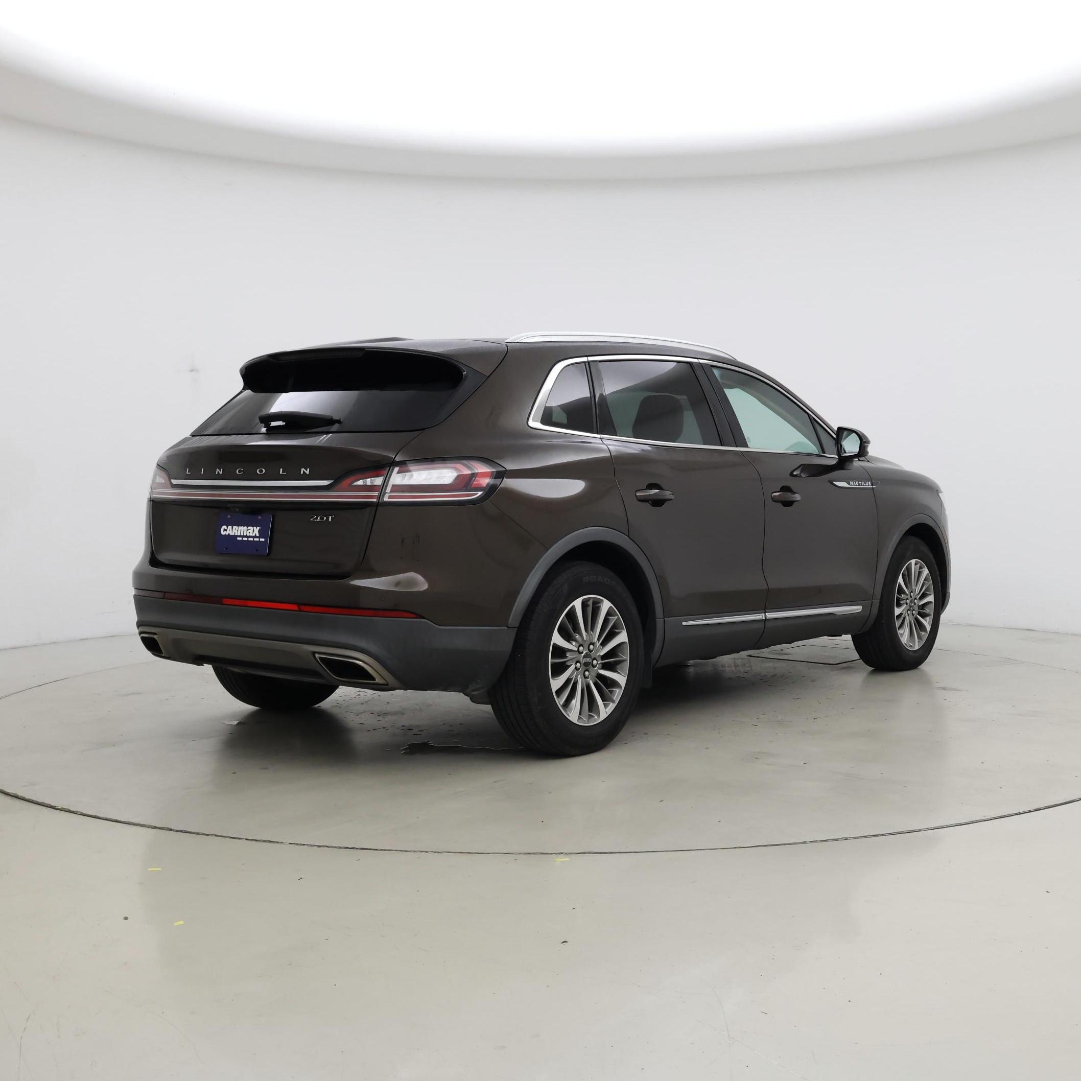 Thumbnail: 2020 Lincoln Nautilus - 8