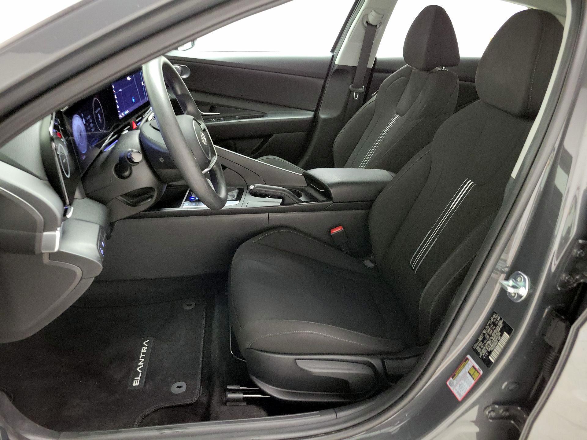 Thumbnail: 2024 Hyundai Elantra - 11