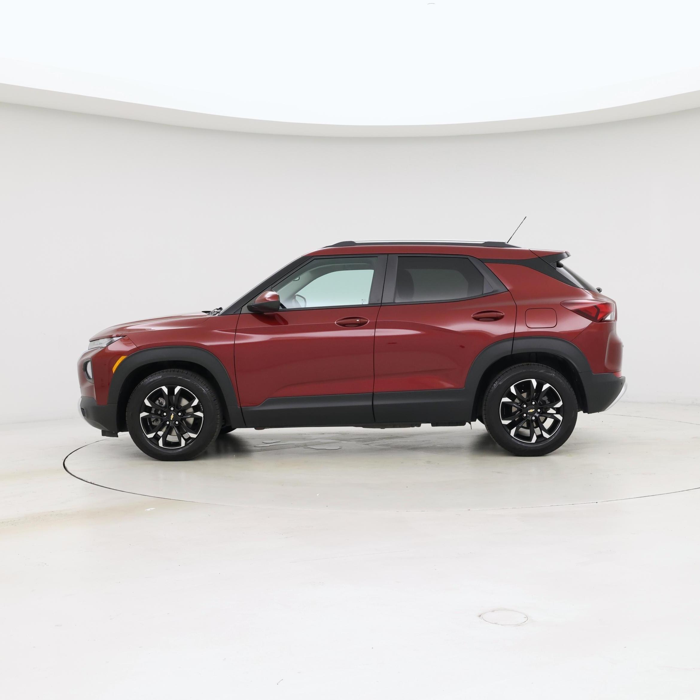 Thumbnail: 2022 Chevrolet TrailBlazer - 3