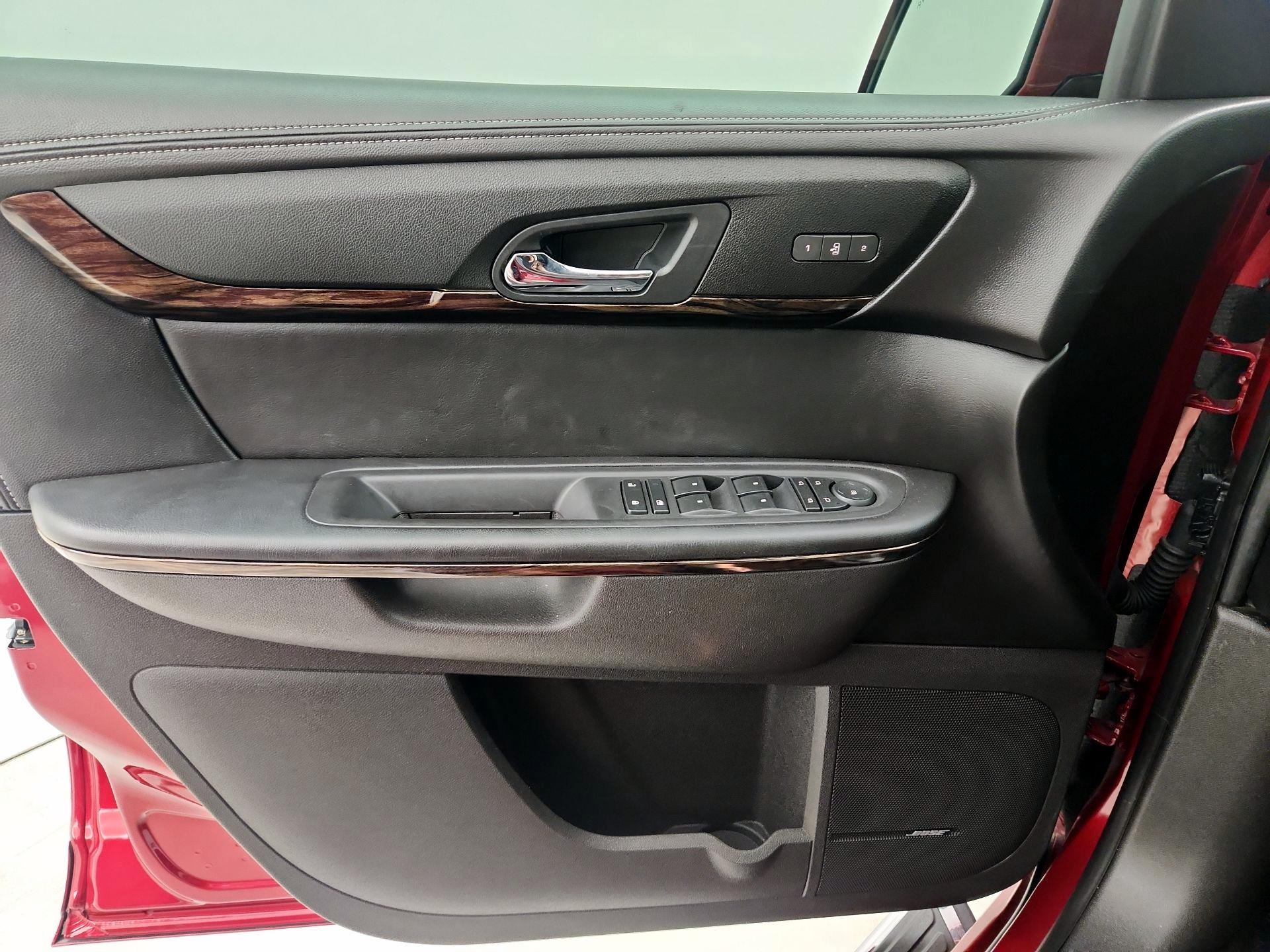 Thumbnail: 2013 GMC Acadia - 12