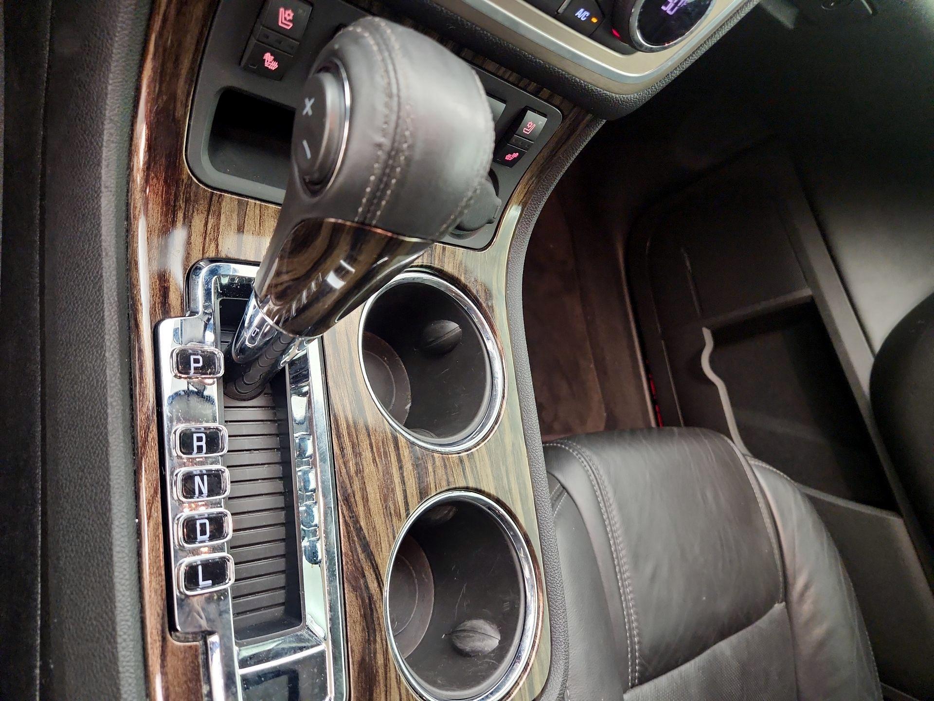 Thumbnail: 2013 GMC Acadia - 18