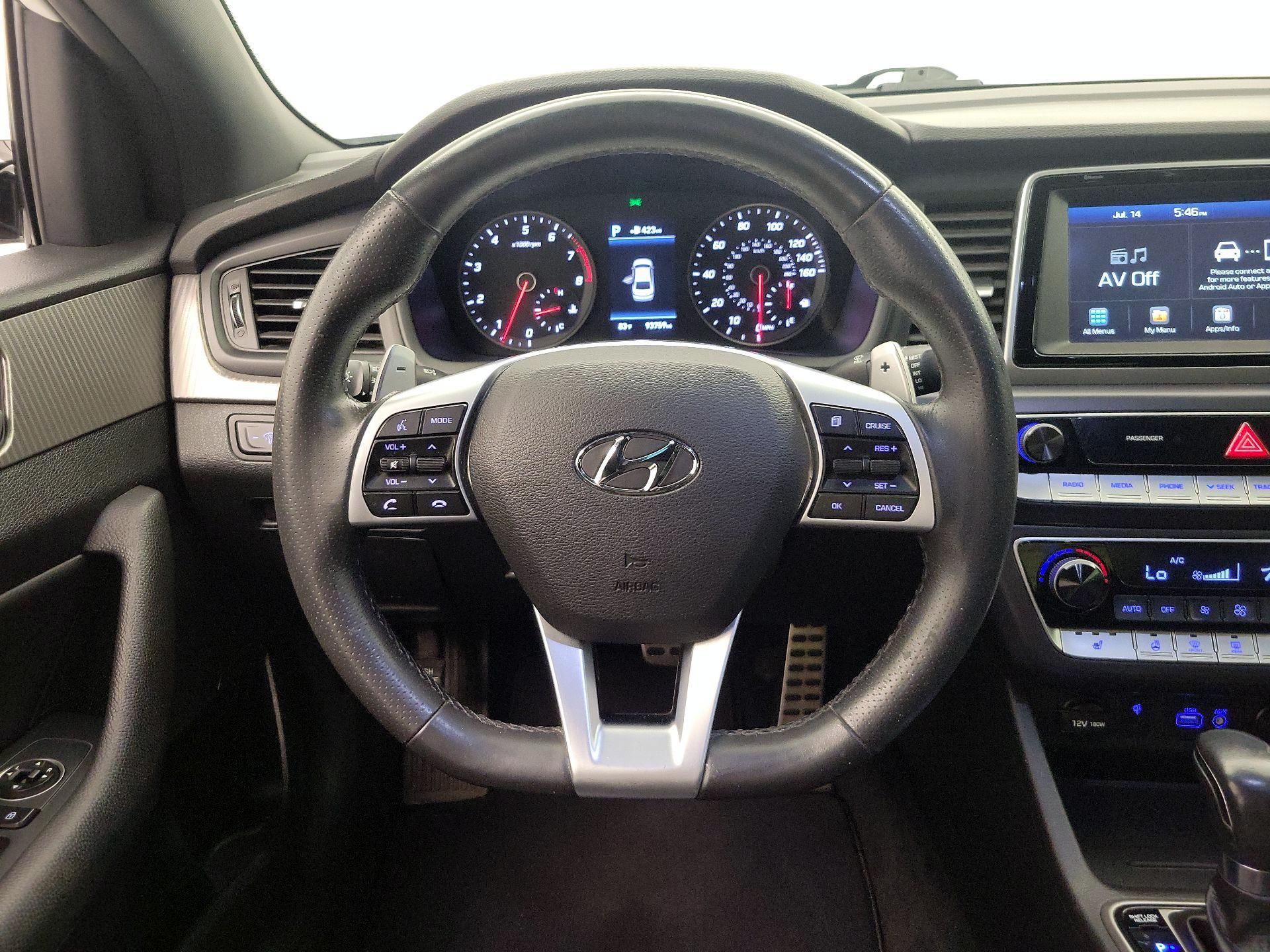 Thumbnail: 2018 Hyundai Sonata - 10