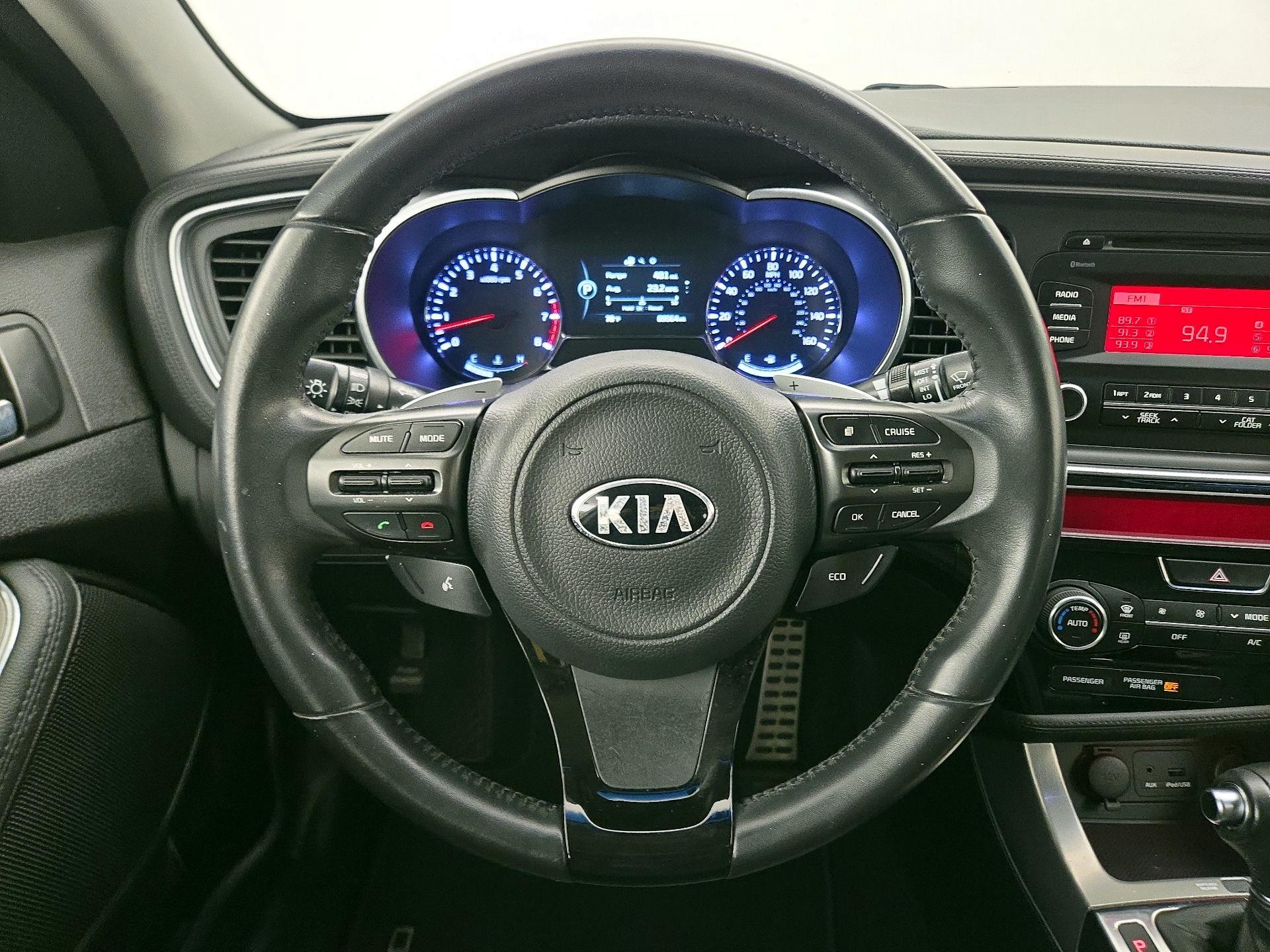 Thumbnail: 2015 Kia Optima - 10