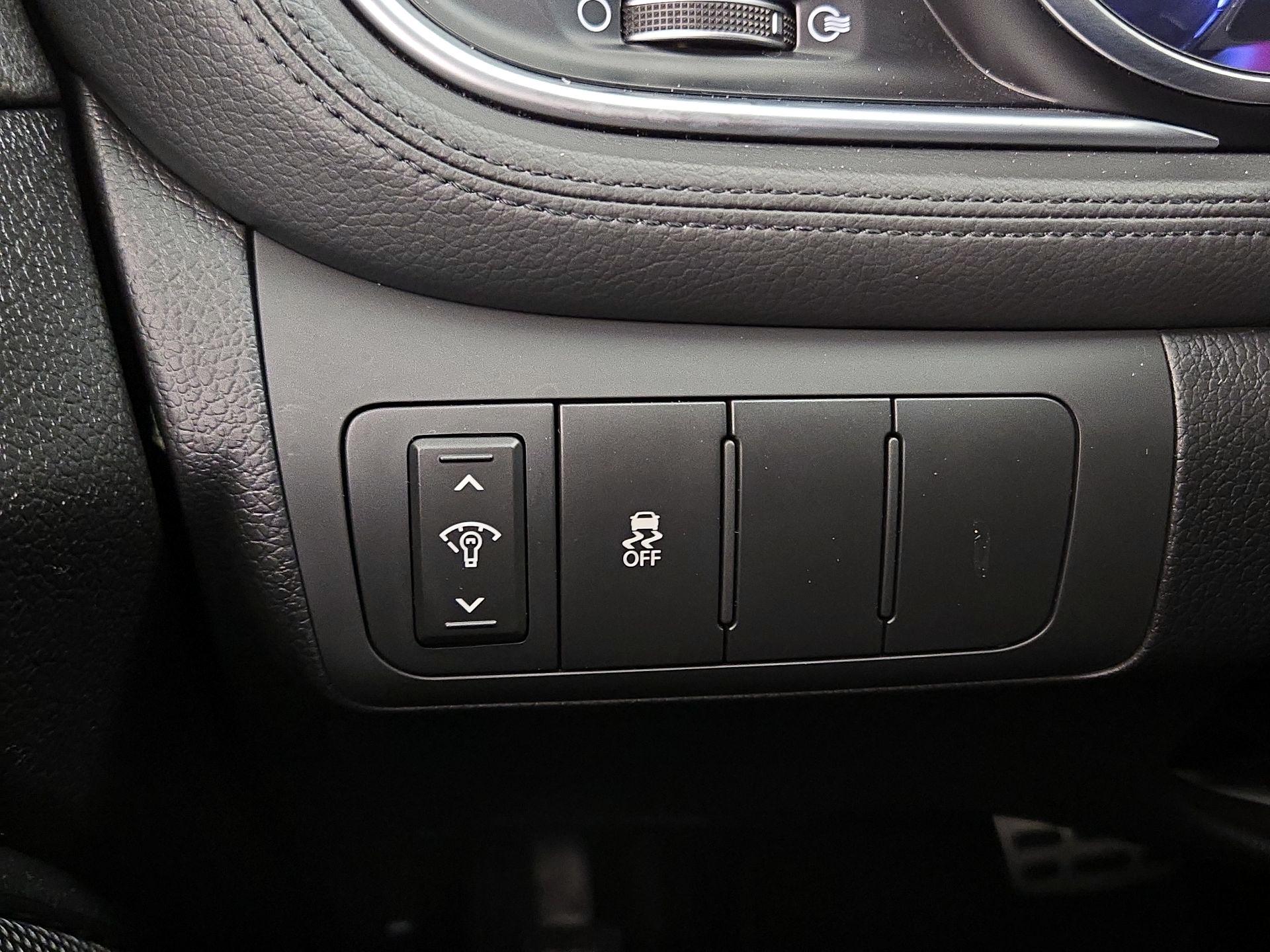 Thumbnail: 2015 Kia Optima - 13