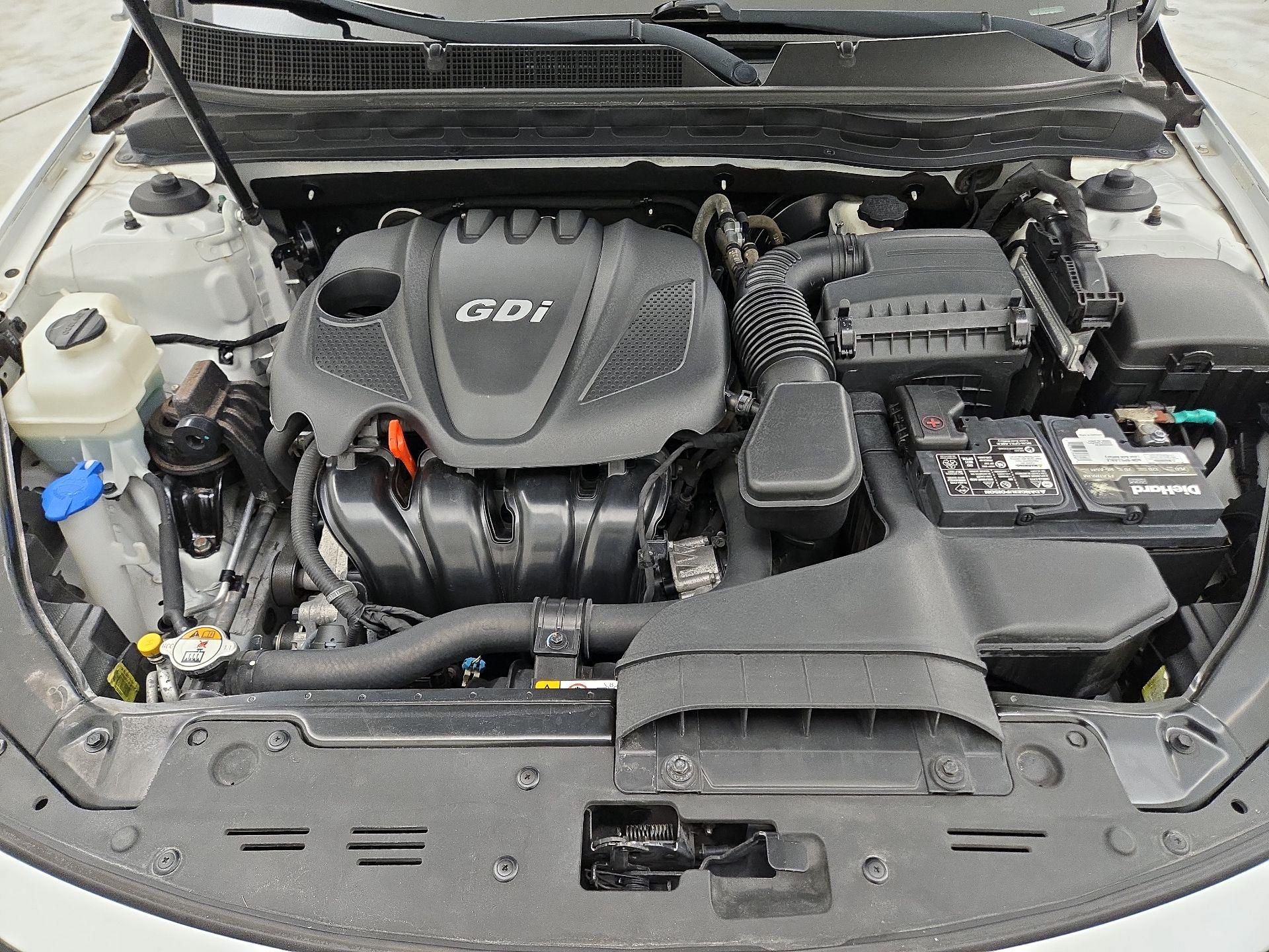 Thumbnail: 2015 Kia Optima - 20