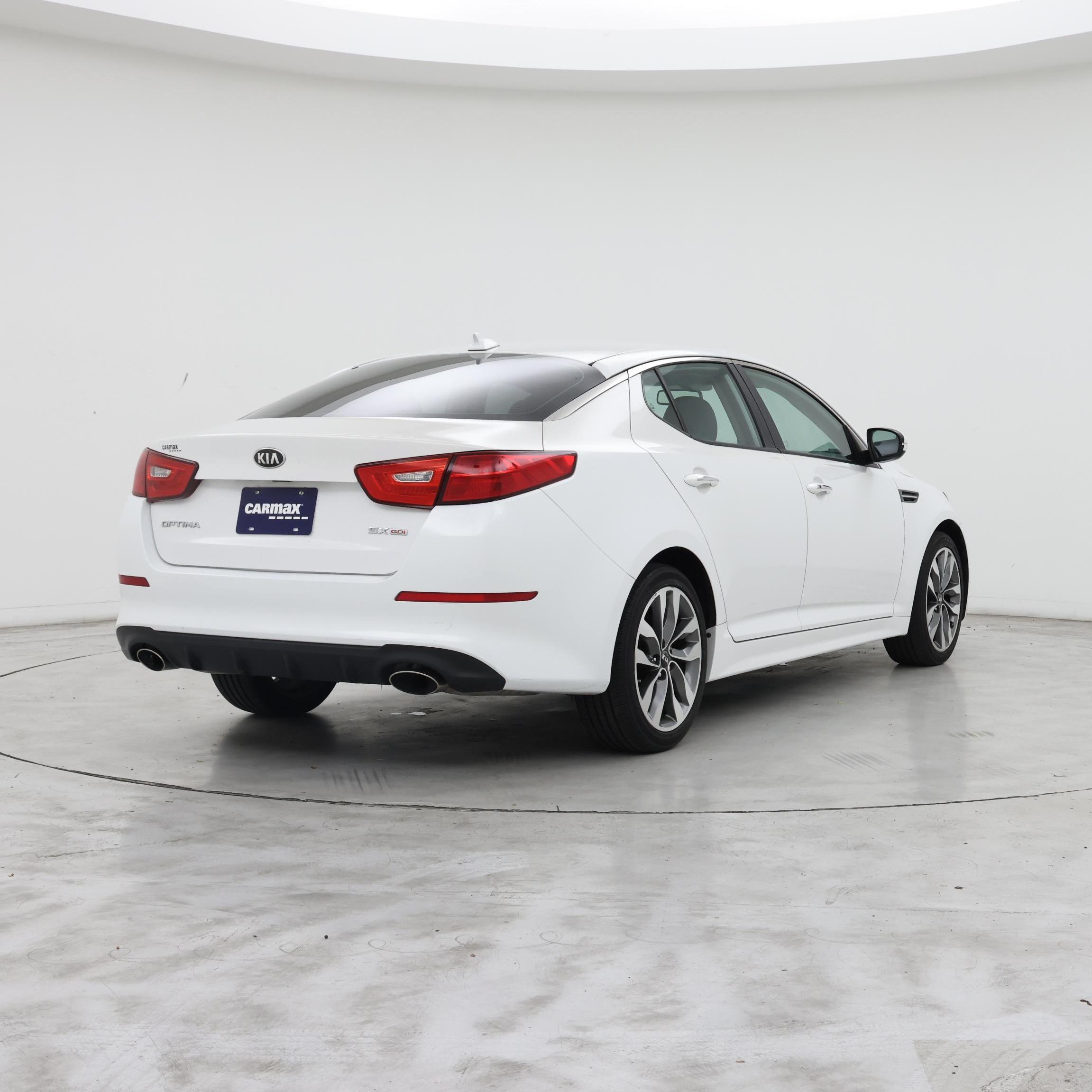Thumbnail: 2015 Kia Optima - 8