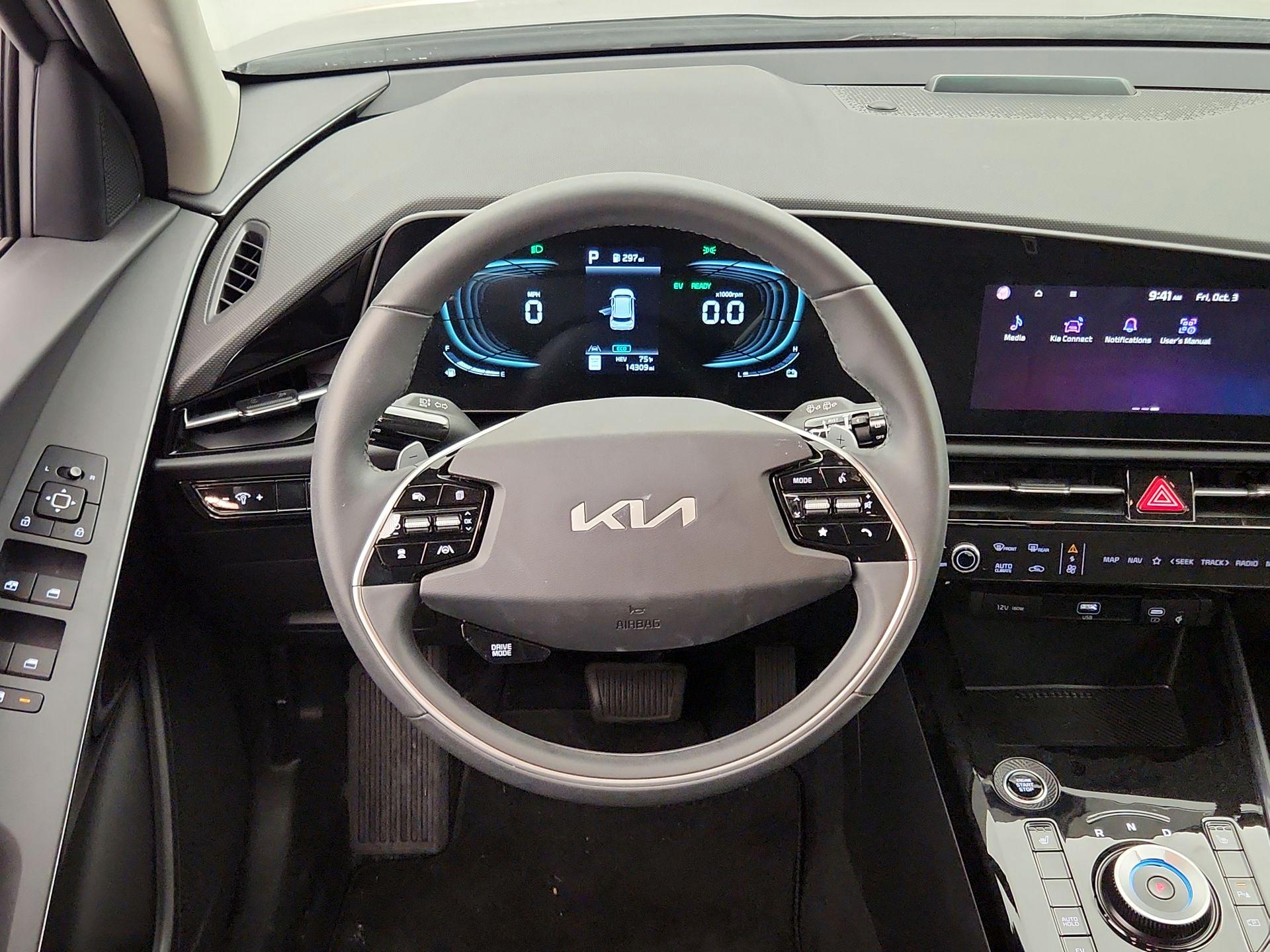Thumbnail: 2024 Kia Niro - 10